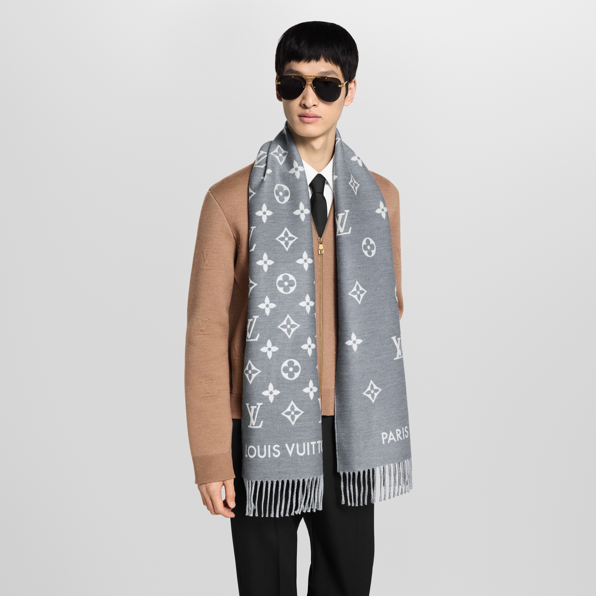 S00 Accesorios Bufandas Bufanda All About Monograma | Louis Vuitton ® (Ampliar producto)