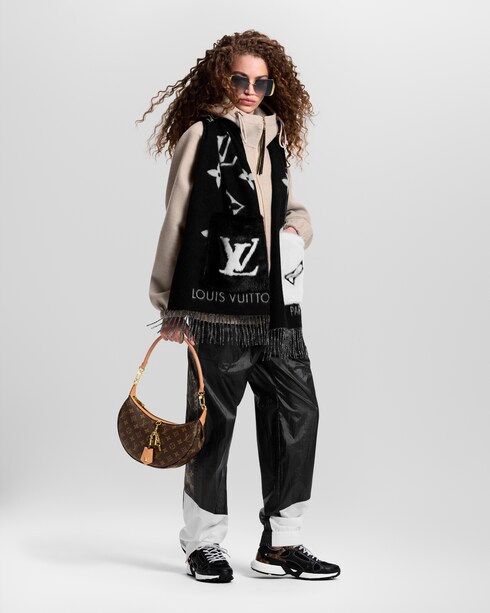 S00 Accessories Scarves Cold Reykjavik Scarf | Louis Vuitton ®