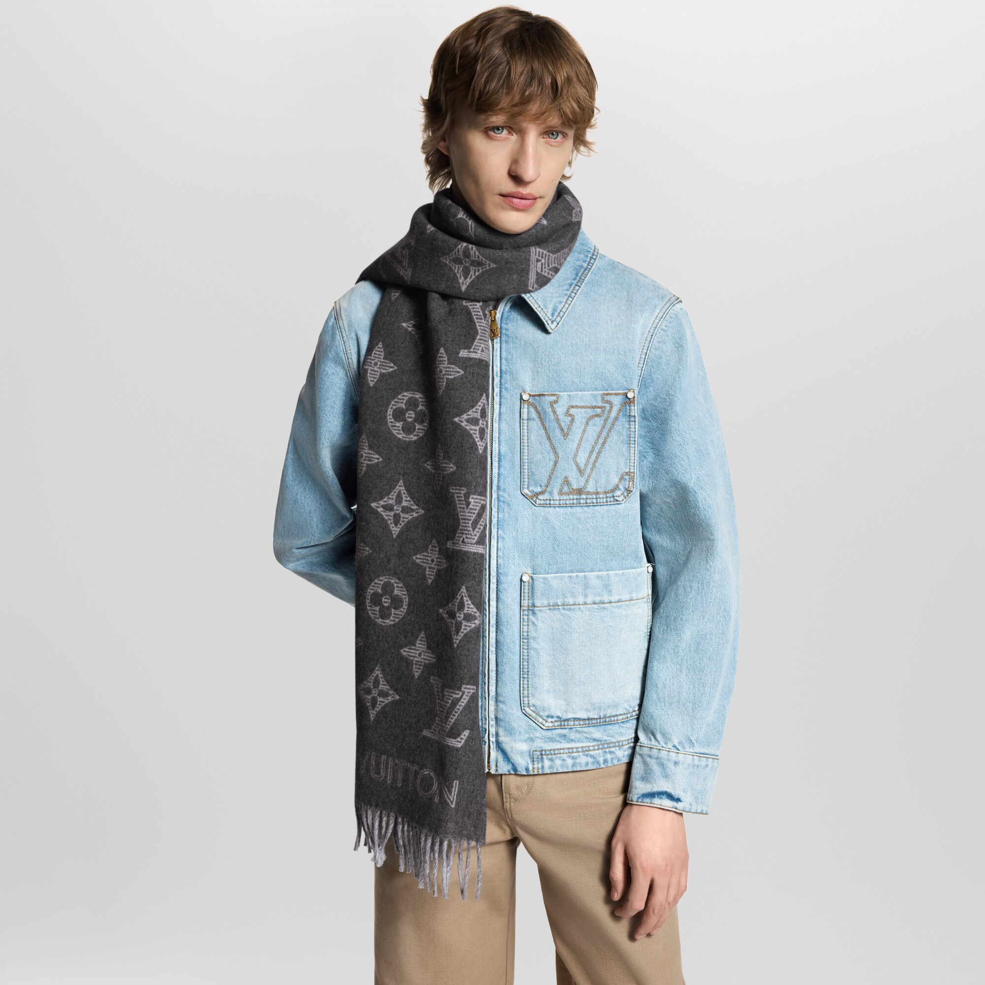 S00 Accesorios Bufandas Bufanda Monogram Shadow | Louis Vuitton ® (Ampliar producto)