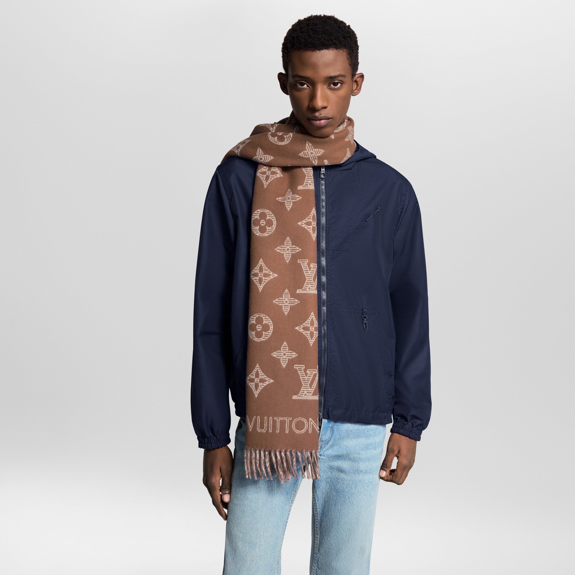 S00 Accesorios Bufandas Bufanda Monogram Shadow | Louis Vuitton ® (Ampliar producto)