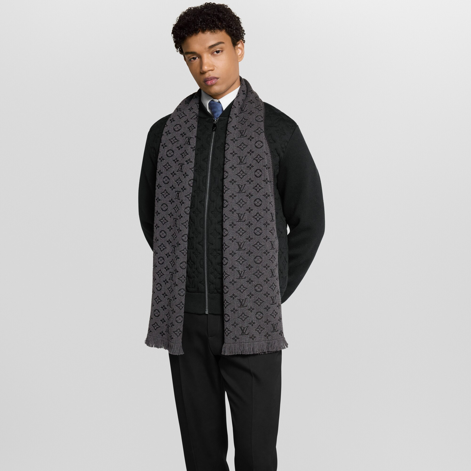 S00 Accesorios Bufandas Bufanda Monograma Classic | Louis Vuitton ® (Ampliar producto)