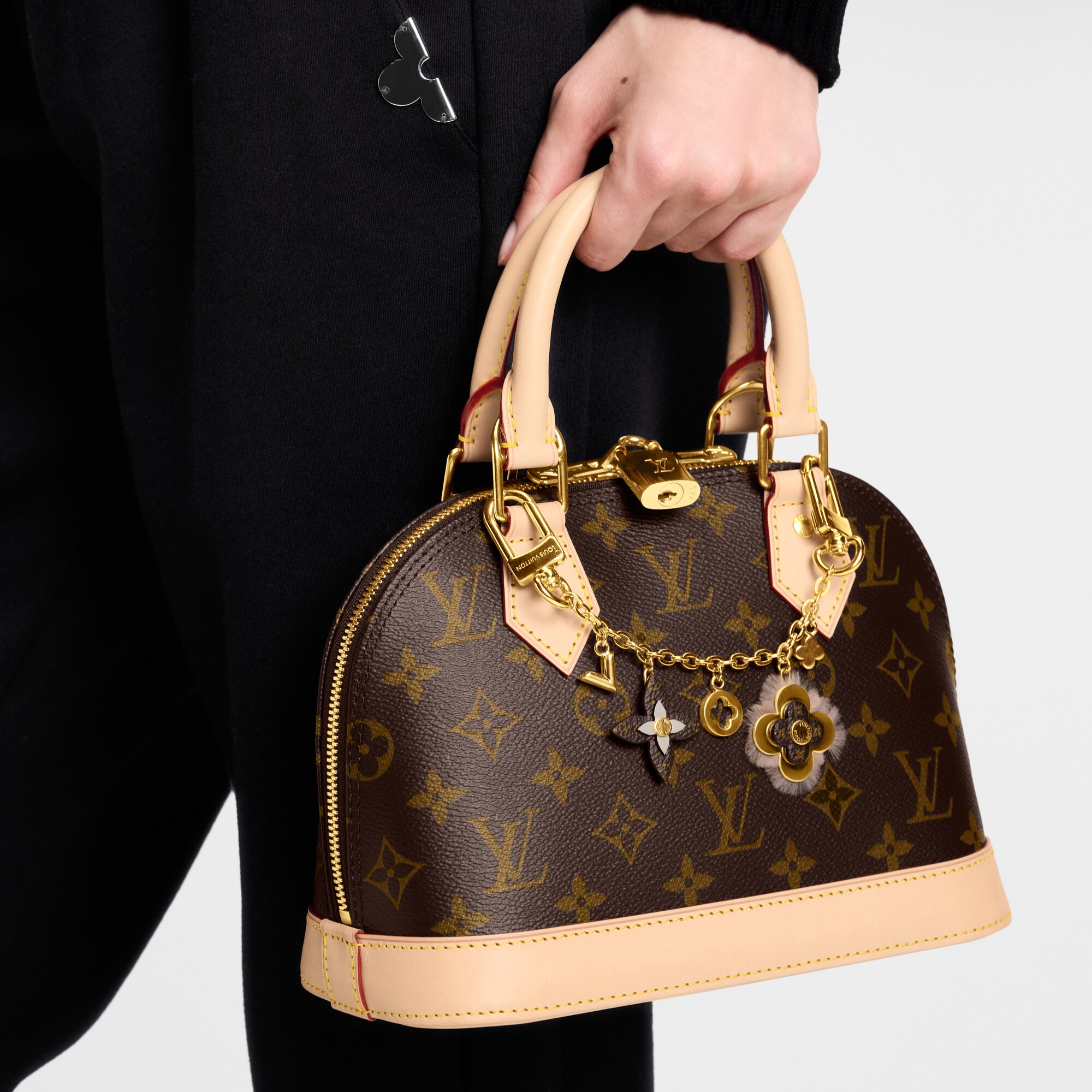 S00 Accesorios Llaveros y charms  Cadena con charms para bolsa Blooming Flowers | Louis Vuitton ® (Ampliar producto)