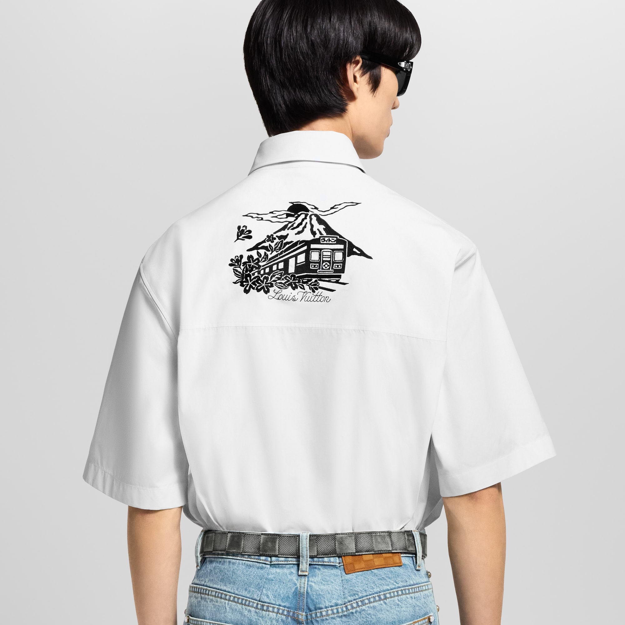  Ready to Wear Camisas Camisa de manga corta con bordado | Louis Vuitton ® (Ampliar producto)