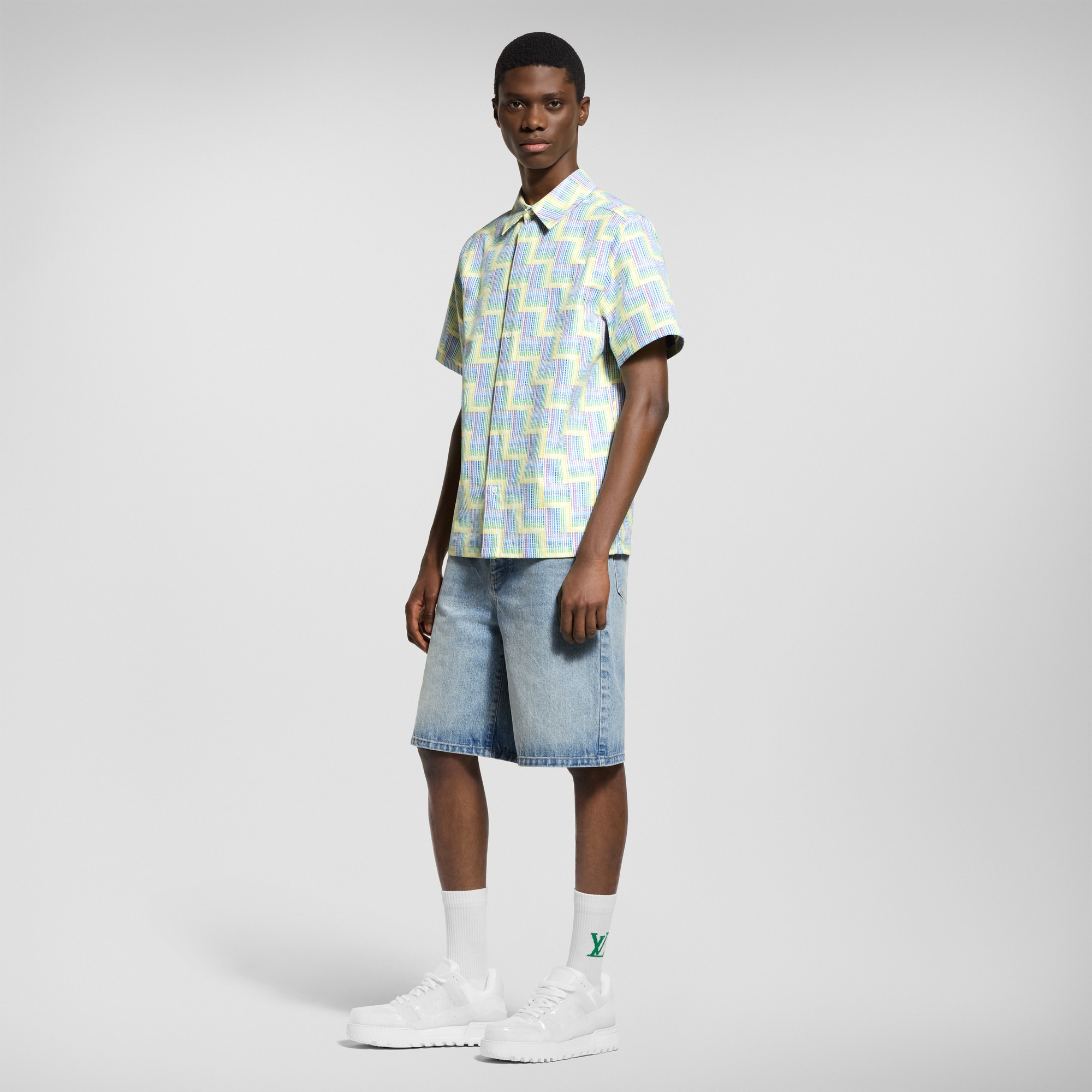  Ready to Wear Camisas Camisa de manga corta gráfica estampada | Louis Vuitton ® (Ampliar producto)