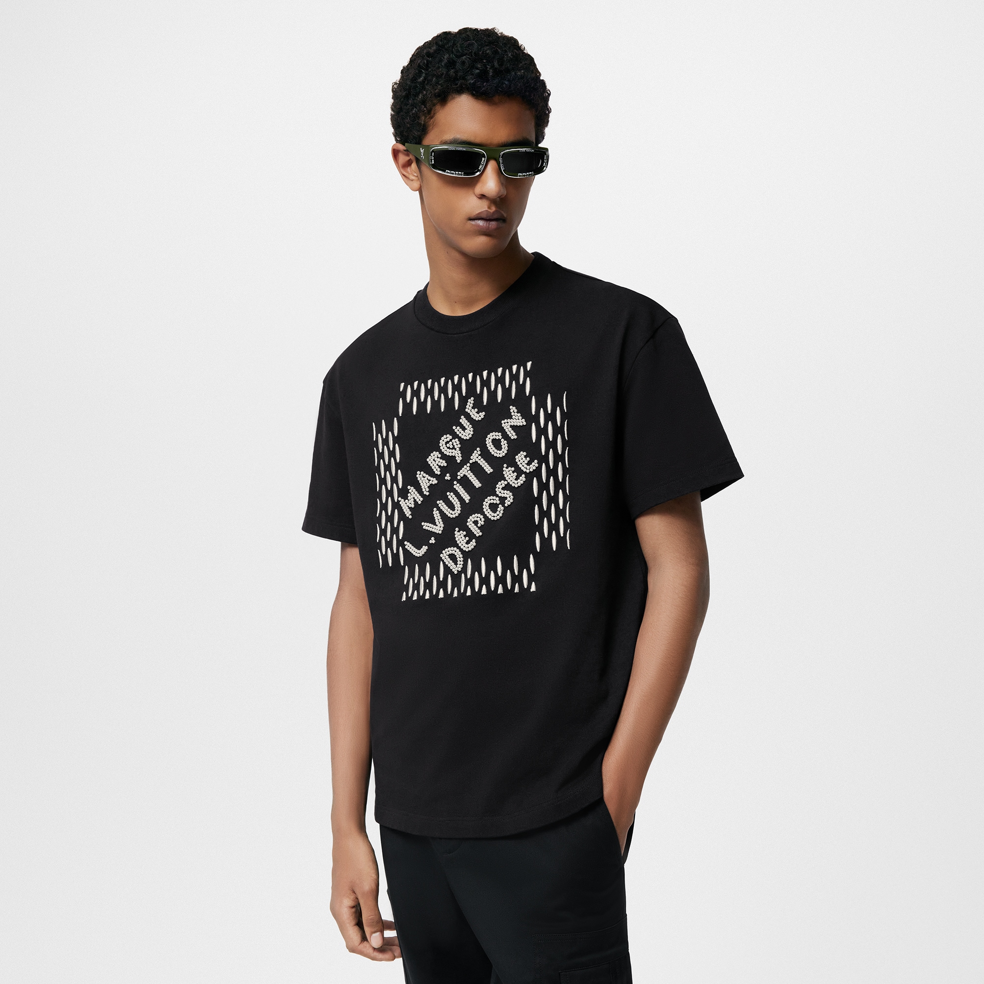  Ready to Wear Camisetas y camisas tipo polo Camiseta emblemática en algodón bordado | Louis Vuitton ® (Ampliar producto)