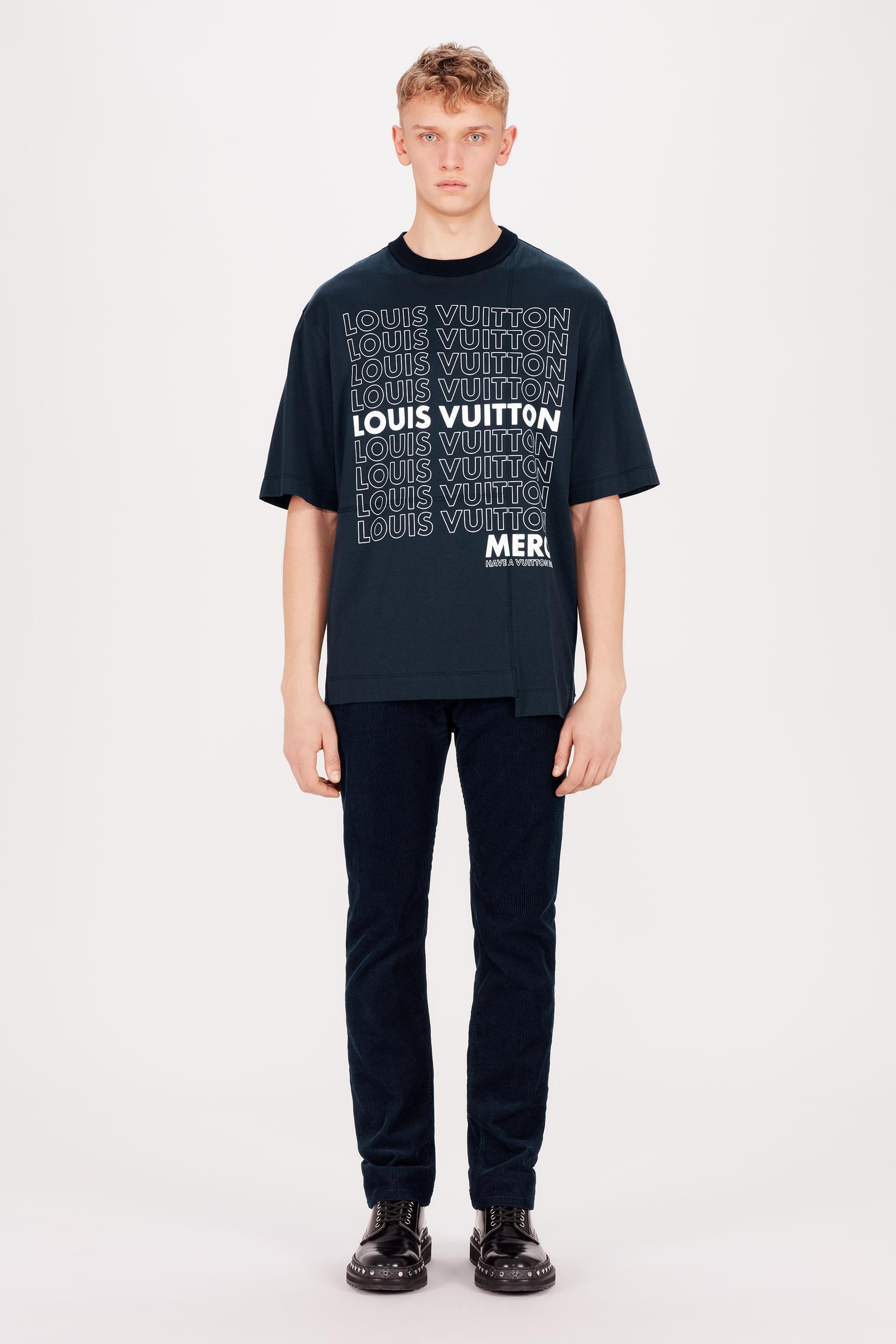  Ready to Wear Camisetas y camisas tipo polo Camiseta Extragrande Con Patchwork Y Estampado Lv List | Louis Vuitton ® (Ampliar producto)