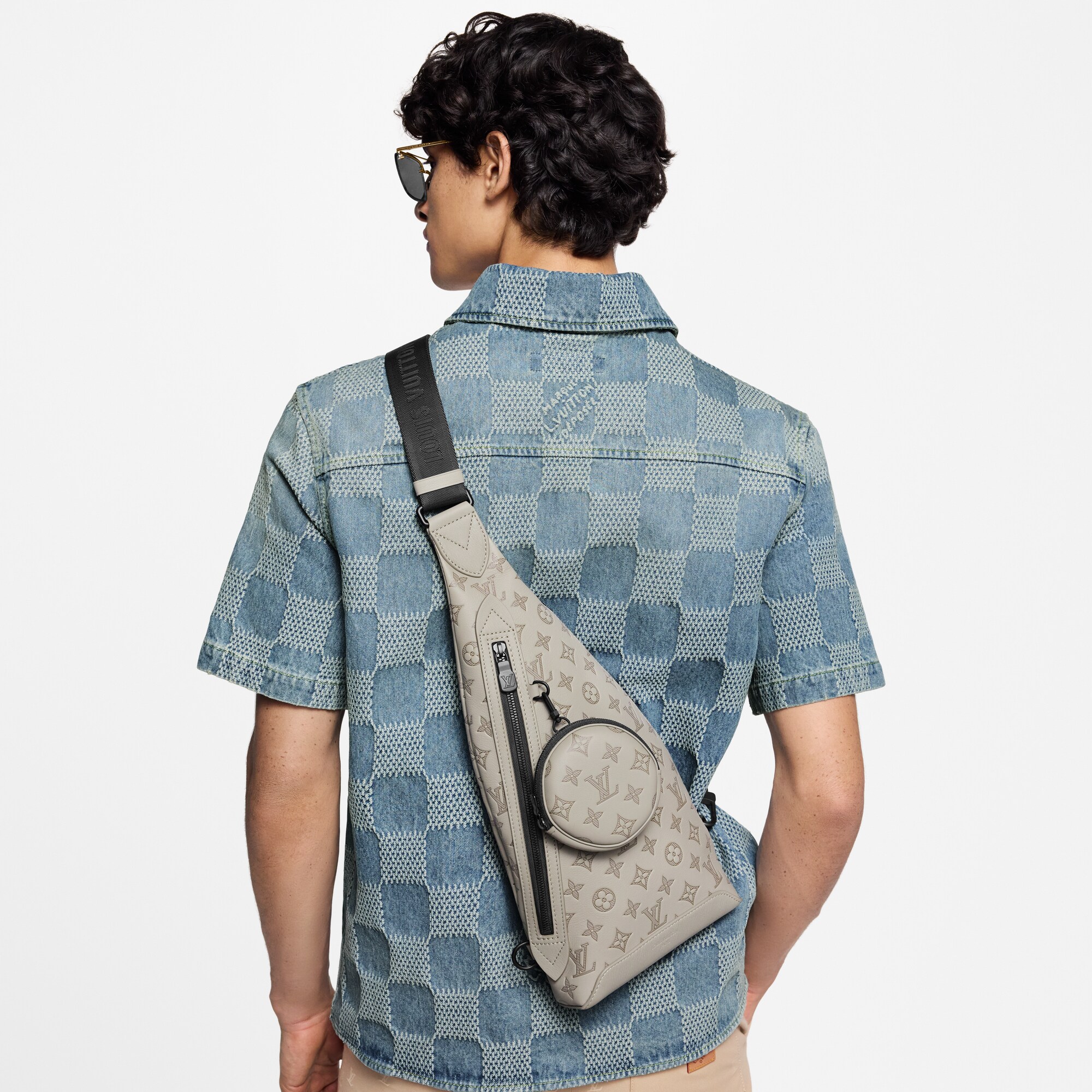 G65 Bolsas para Mujer Novedades Cangurera Duo | Louis Vuitton ® (Ampliar producto)