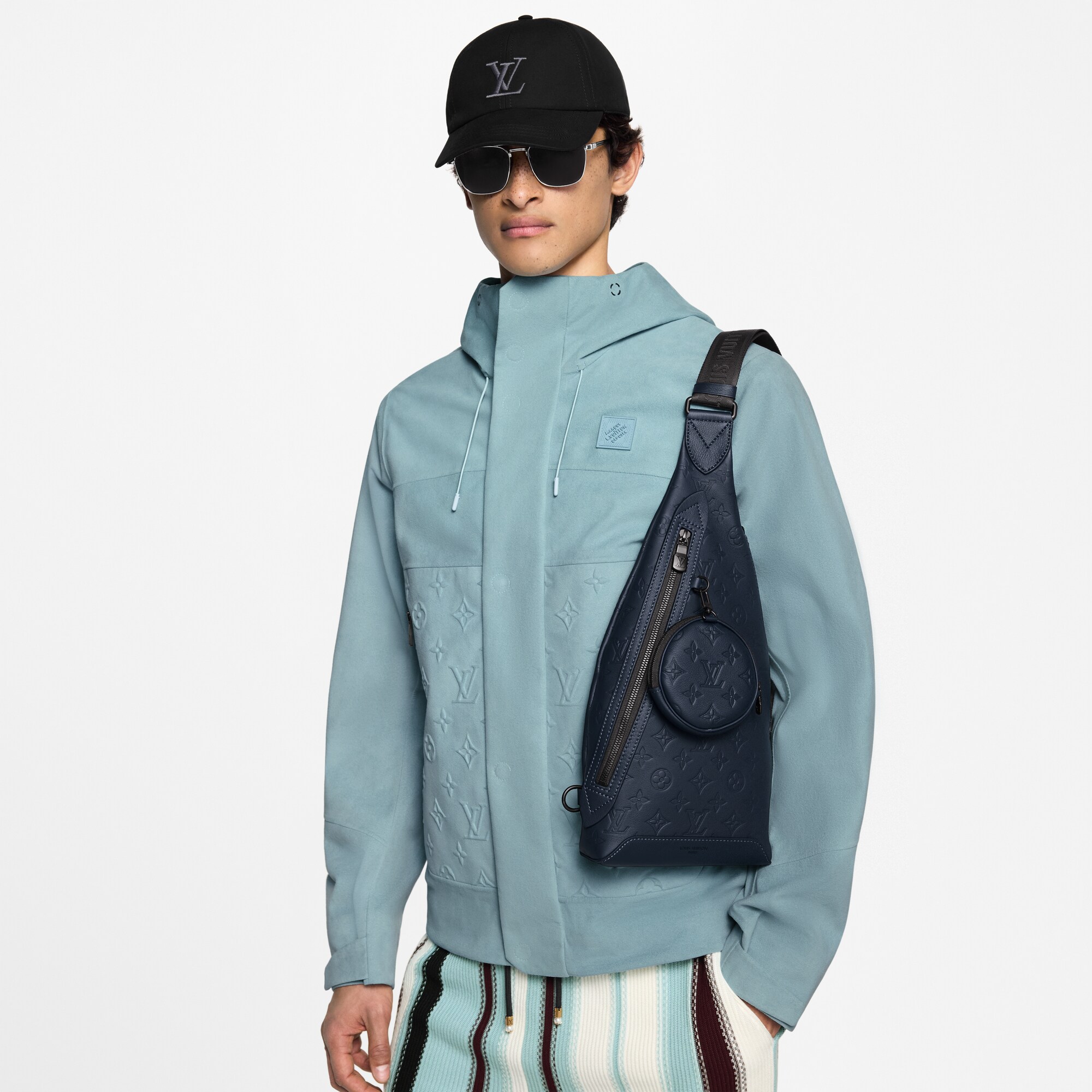 G65 Bolsas para Mujer Novedades Cangurera Duo | Louis Vuitton ® (Ampliar producto)