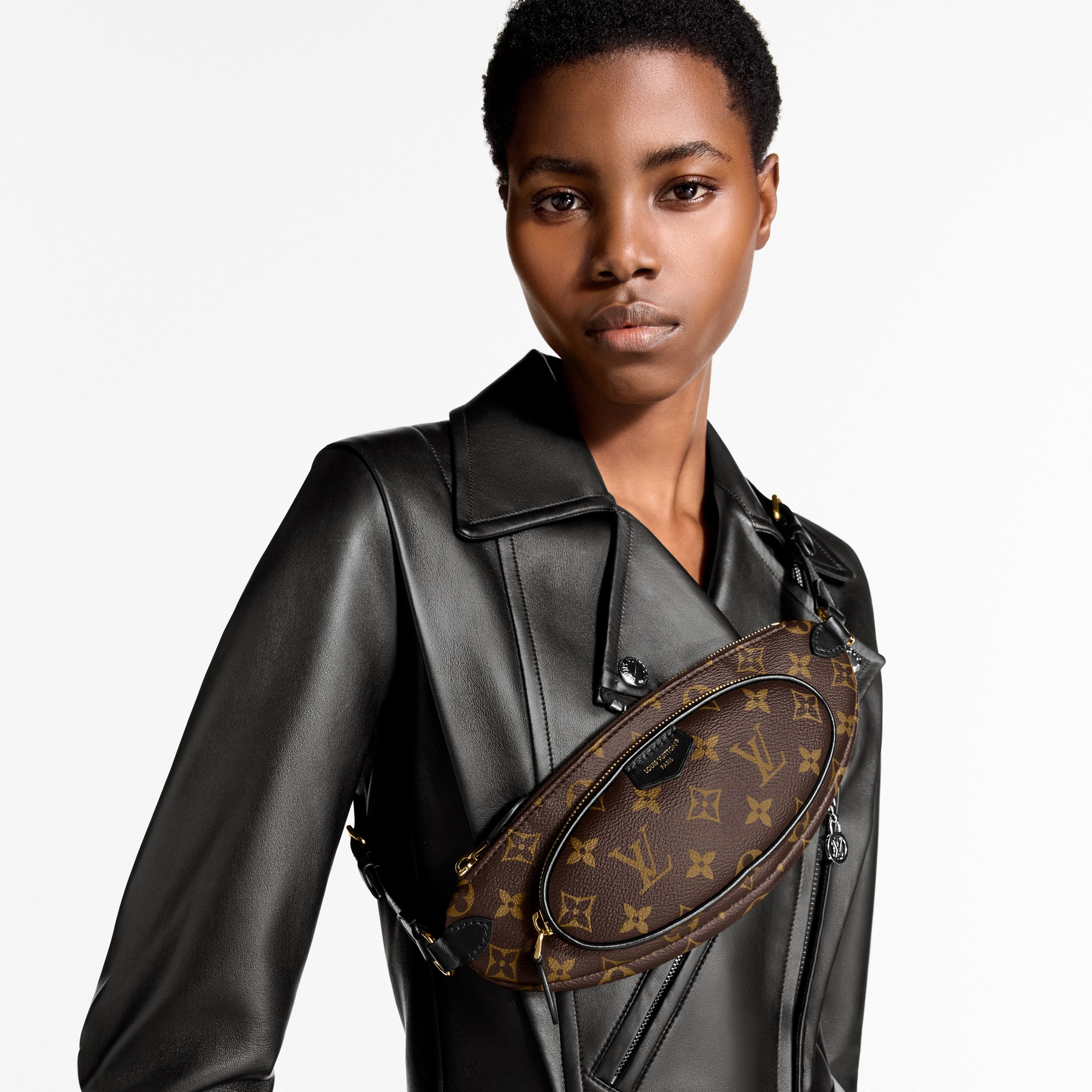 Monogram Carteras y artículos de piel pequeños Carteras con cadena y Micro Bolsas Cangurera Keepit | Louis Vuitton ® (Ampliar producto)