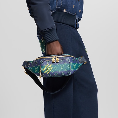 Monogram otro Bolsas para Hombre Novedades Cangurera Rush | Louis Vuitton ® (Ampliar producto)