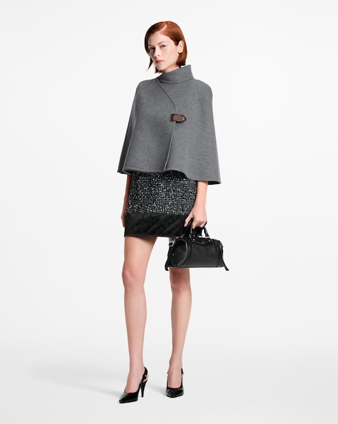 Ready-to-Wear Casacos e Jaquetas Capa com Gola Assimétrica | Louis Vuitton ®