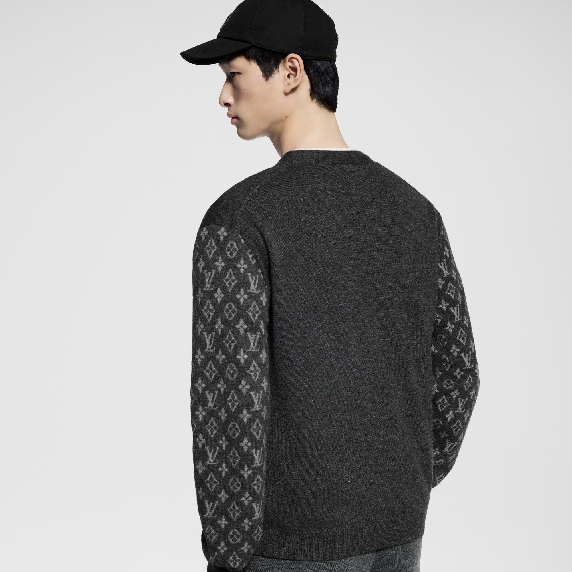  Ready to Wear Prendas tejidas y sudaderas Cárdigan en mezcla de cachemir con motivo Monograma | Louis Vuitton ® (Ampliar producto)