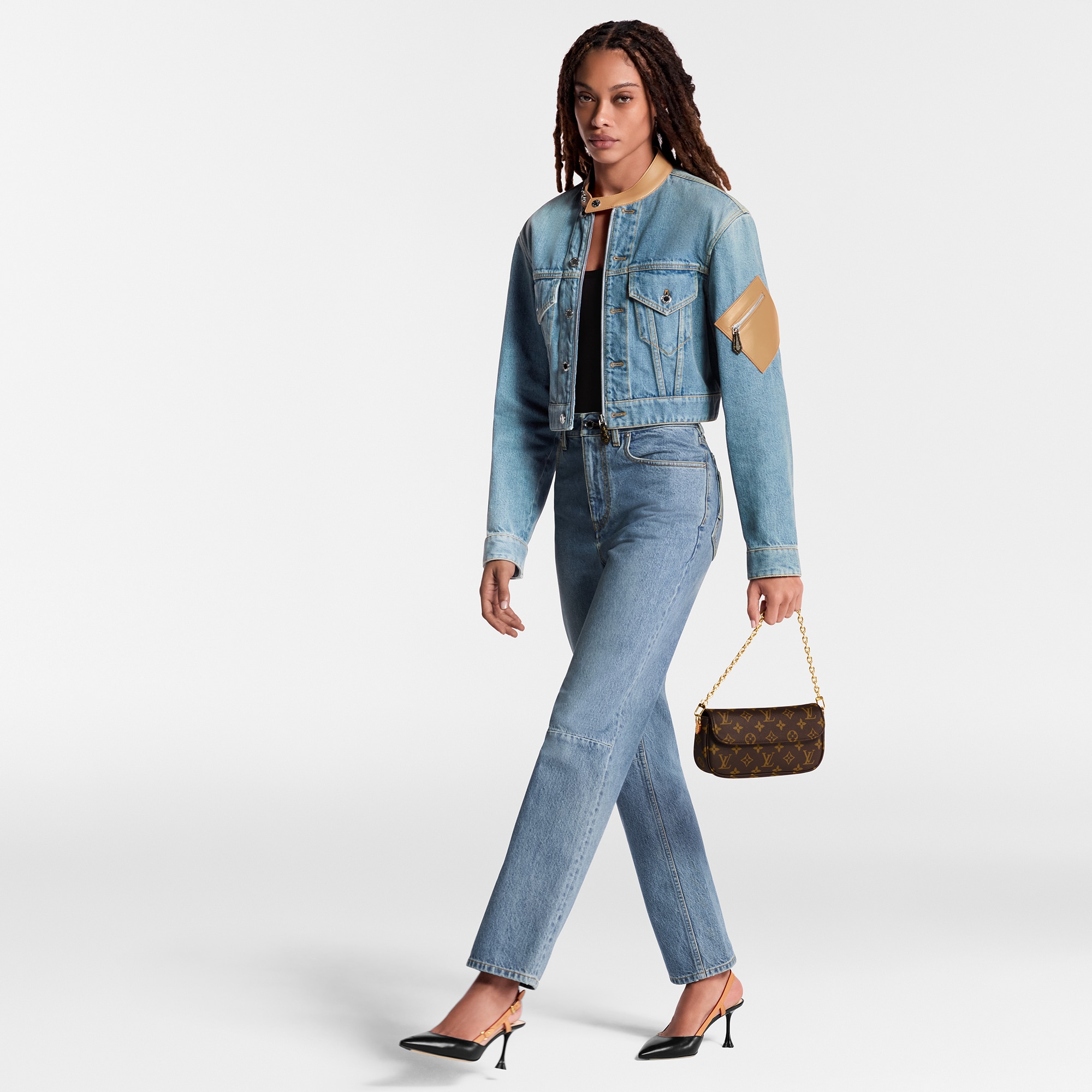 Monogram Bolsas de mano Todas las bolsas de mano Cartera con cadena Ivy | Louis Vuitton ® (Ampliar producto)