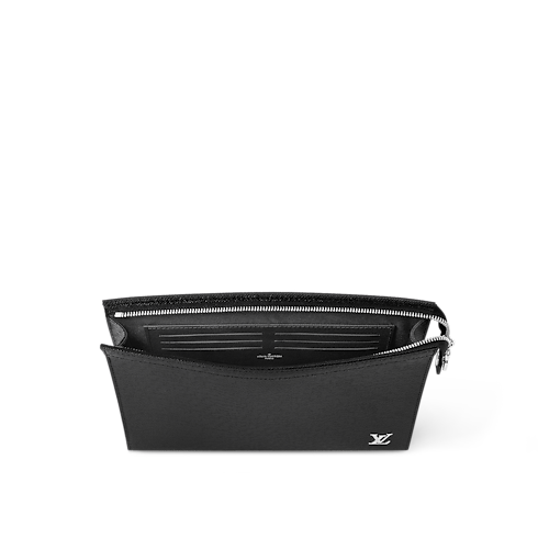 Piel Taiga Carteras y artículos de piel pequeños Todas las carteras y los artículos de piel pequeños Cartera de mano Voyage | Louis Vuitton ® (Ampliar producto)