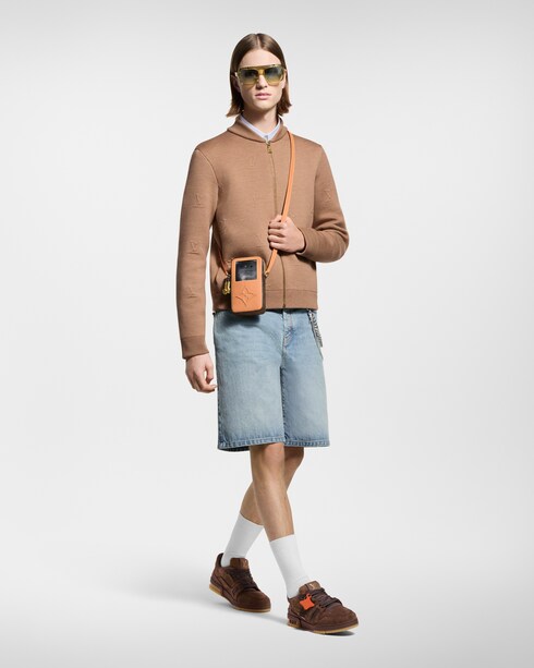 Monogram Heritage For Men Spring 2025 Collection Music Player Wearable Wallet | Louis Vuitton ®