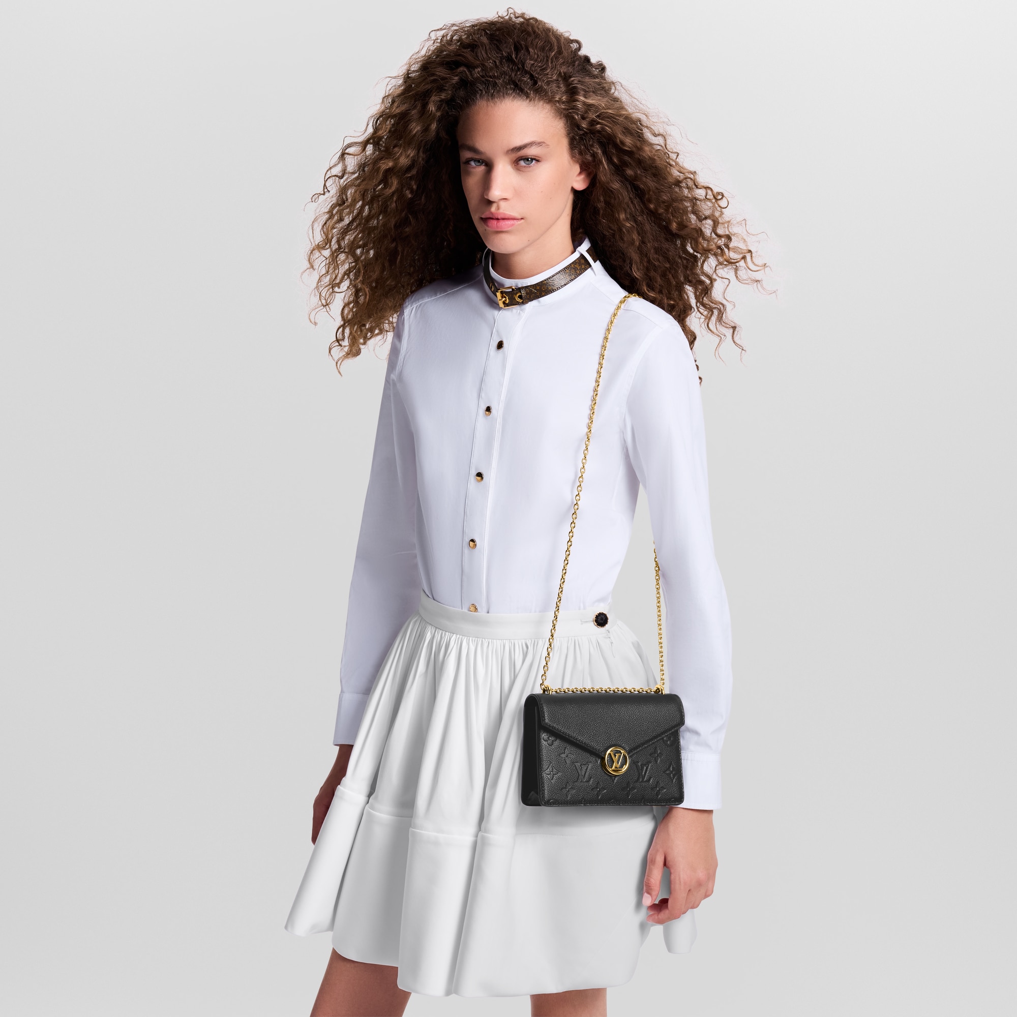 Monogram Empreinte Carteras y artículos de piel pequeños Carteras con cadena y Micro Bolsas Cartera Rosy con cadena | Louis Vuitton ® (Ampliar producto)