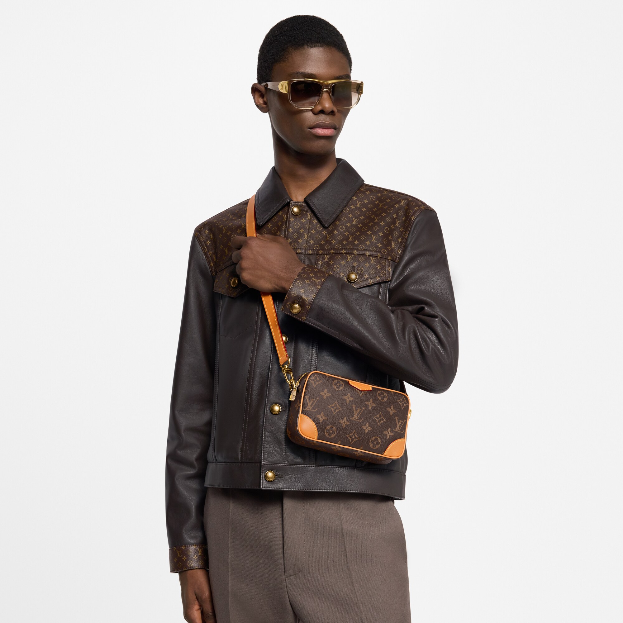 G69 Carteras y artículos de piel pequeños Bolsas pequeñas Cartera Trocadéro Wearable | Louis Vuitton ® (Ampliar producto)