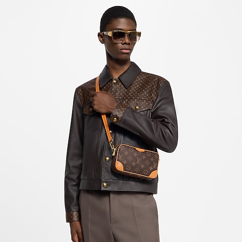 G69 Carteras y artículos de piel pequeños Bolsas pequeñas Cartera Trocadéro Wearable | Louis Vuitton ® (Ampliar producto)