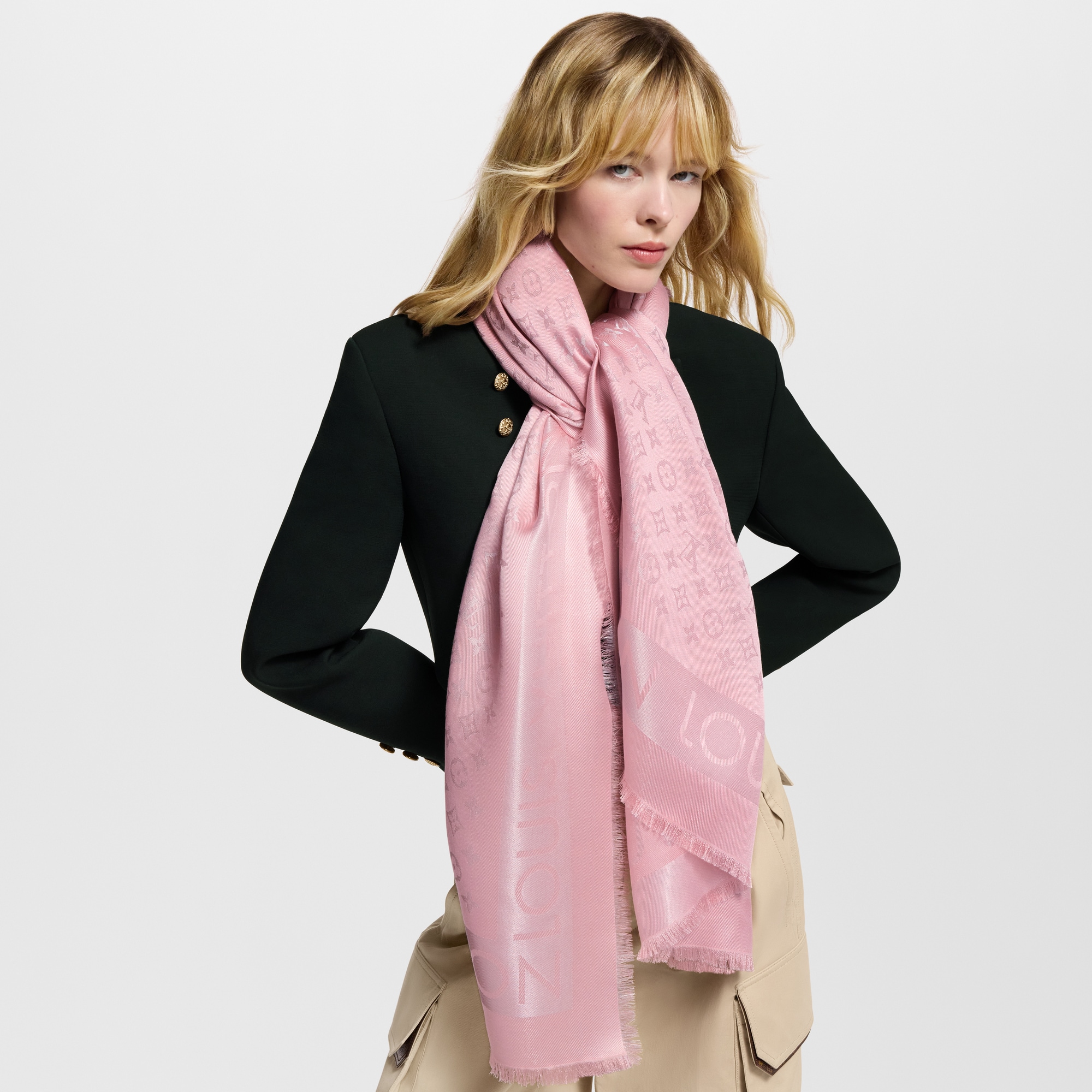 S00 Accesorios Chales y estolas Chal Lock And Go Shine | Louis Vuitton ® (Ampliar producto)