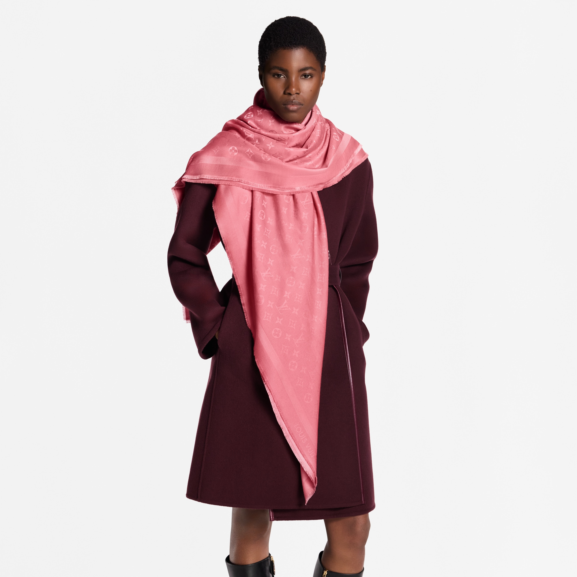 S00 Accesorios Chales y estolas Chal Monograma Classic | Louis Vuitton ® (Ampliar producto)