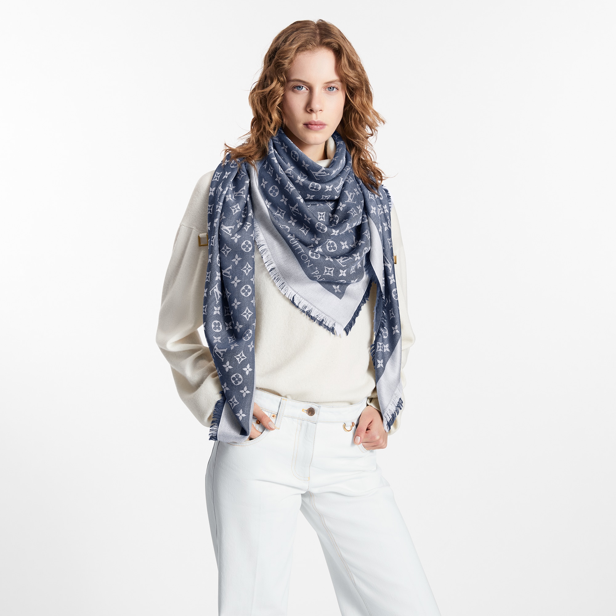 S00 Accesorios Chales y estolas Chal Monograma Denim | Louis Vuitton ® (Ampliar producto)
