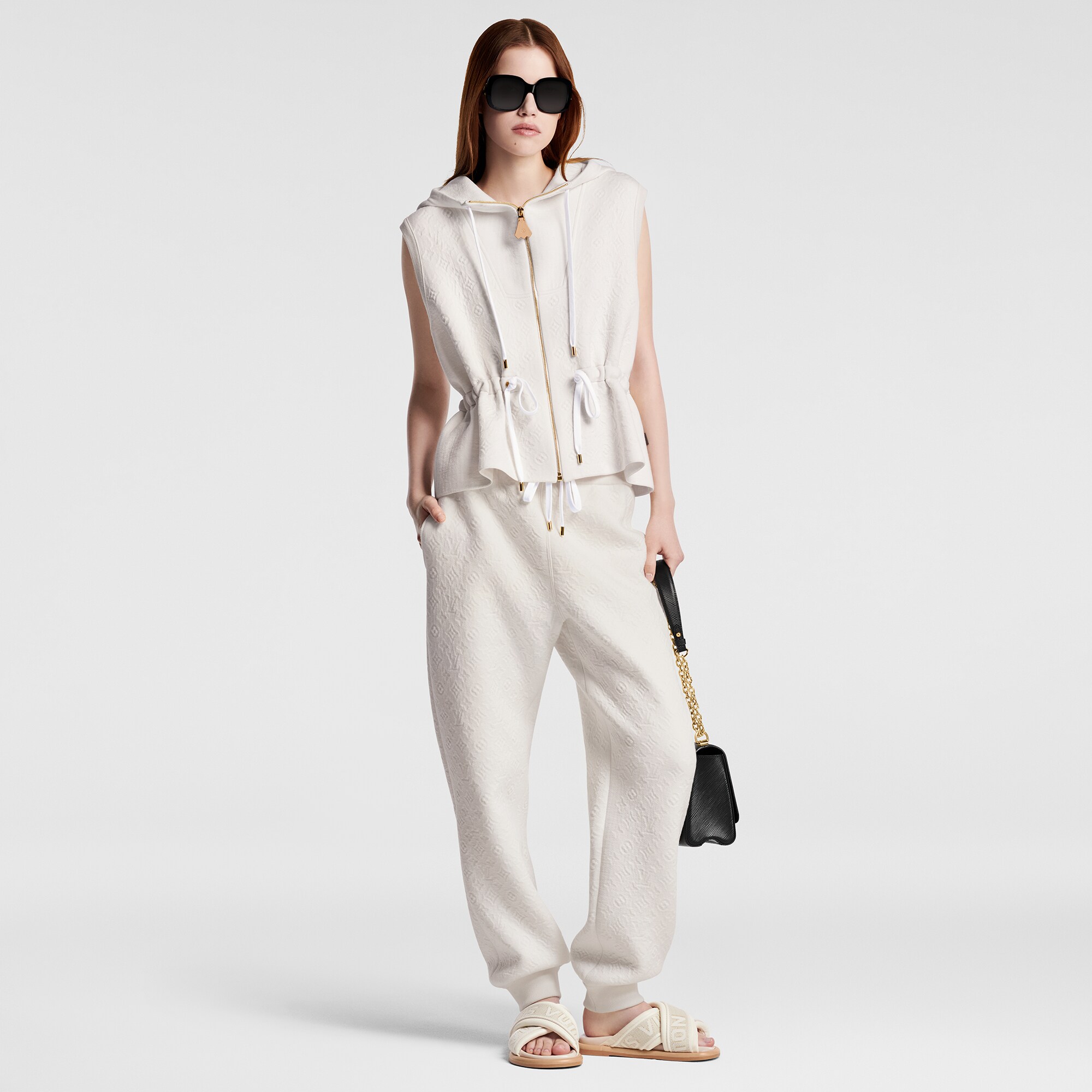  Ready to Wear Prendas tejidas Chaleco Monograma con capucha | Louis Vuitton ® (Ampliar producto)