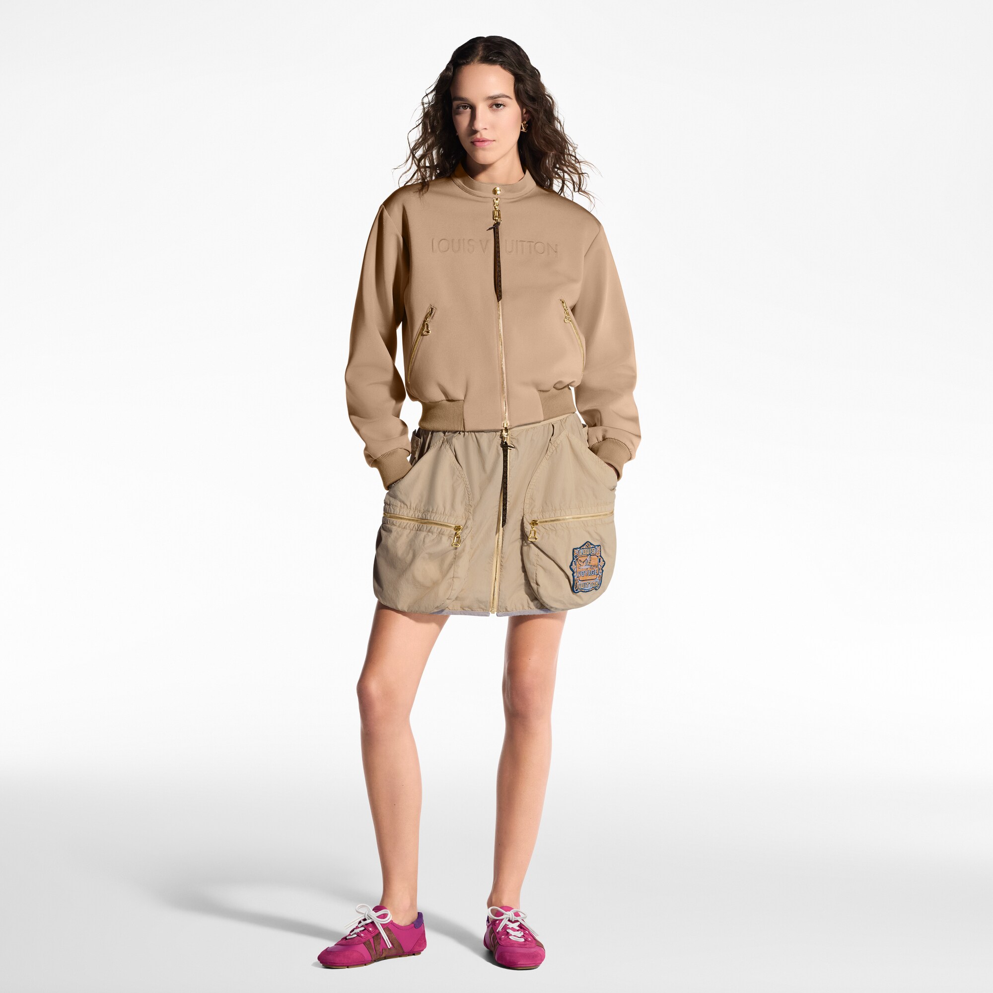  Ready to Wear Abrigos y chaquetas Chamarra bomber Louis Vuitton en 3D | Louis Vuitton ® (Ampliar producto)