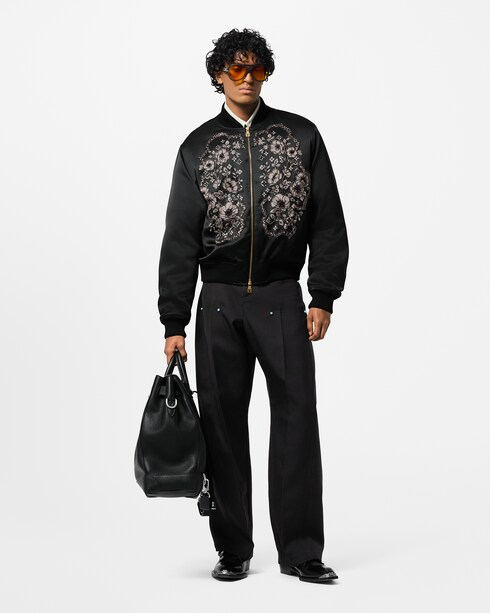 Ready-to-Wear Casacos e Agasalhos Jaqueta Souvenir Bordada à Mão - Feita sob Encomenda | Louis Vuitton ®