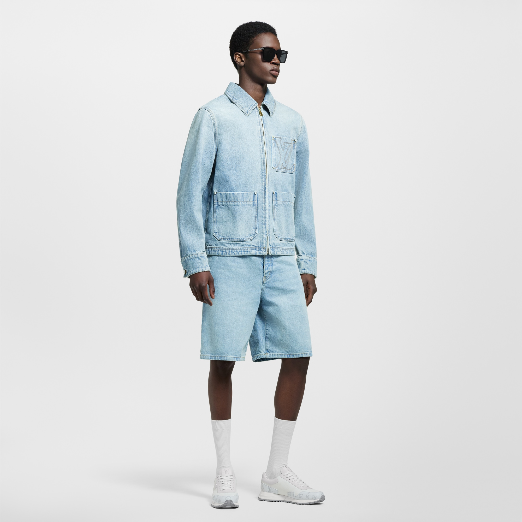  Ready to Wear Cazadoras y abrigos Chamarra de denim utilitaria LV | Louis Vuitton ® (Ampliar producto)