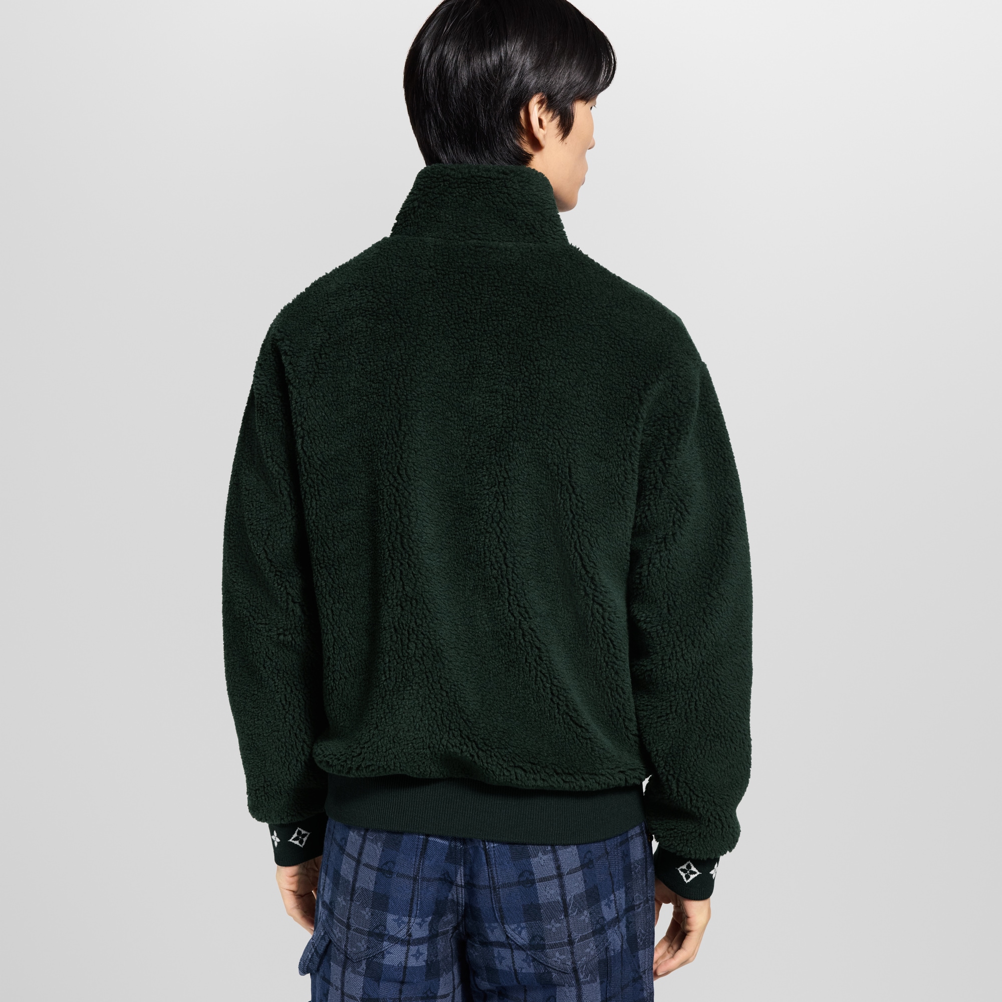  Ready to Wear Todo el Ready-To-Wear Chamarra de felpa con parche en piel | Louis Vuitton ® (Ampliar producto)