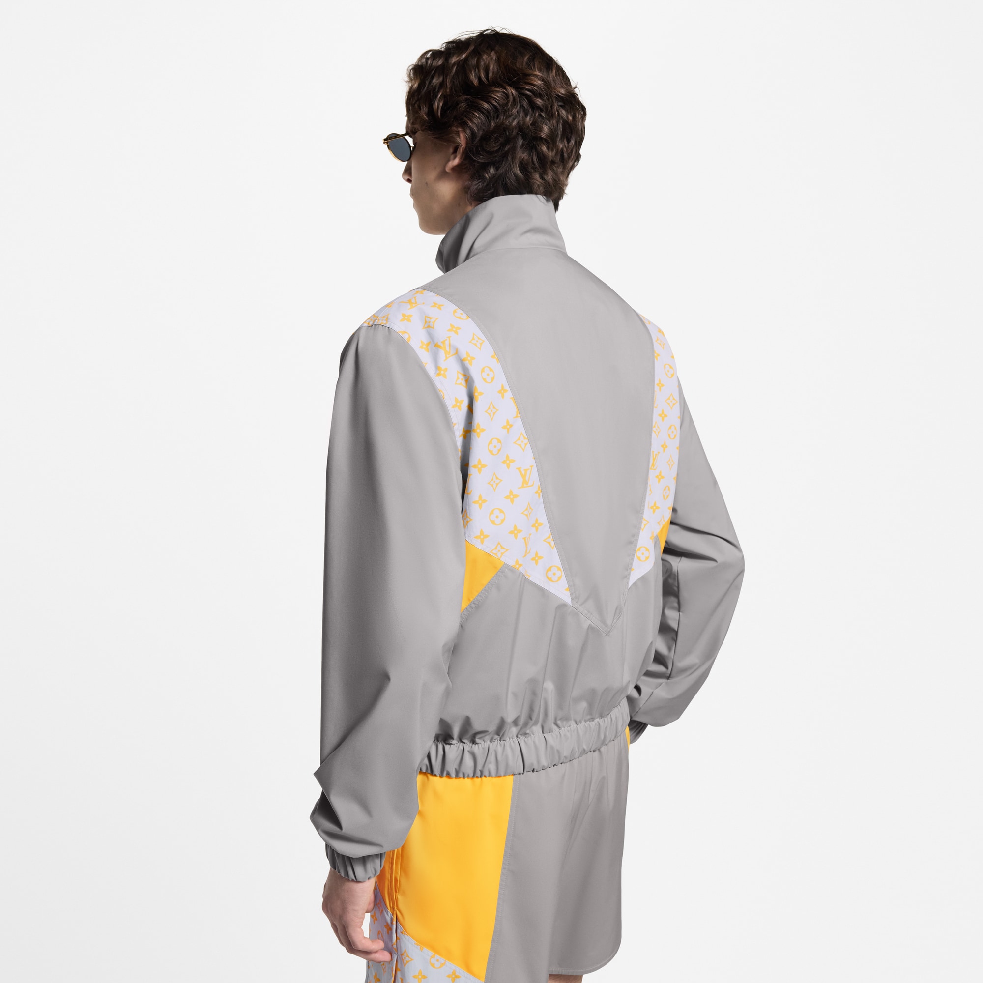  Ready to Wear Cazadoras y abrigos Chamarra deportiva Monograma | Louis Vuitton ® (Ampliar producto)