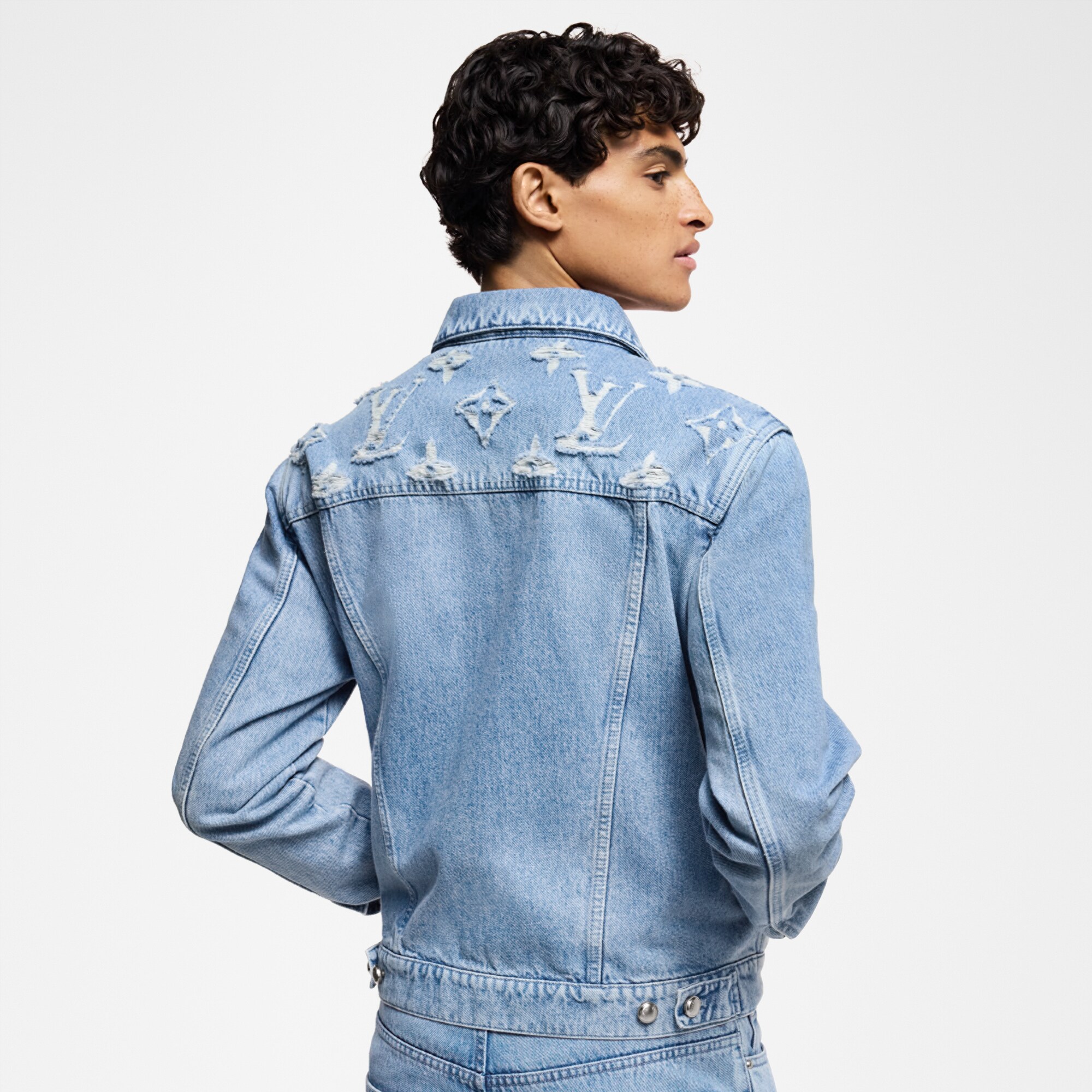  Ready to Wear Cazadoras y abrigos Chamarra estilo trucker en denim | Louis Vuitton ® (Ampliar producto)