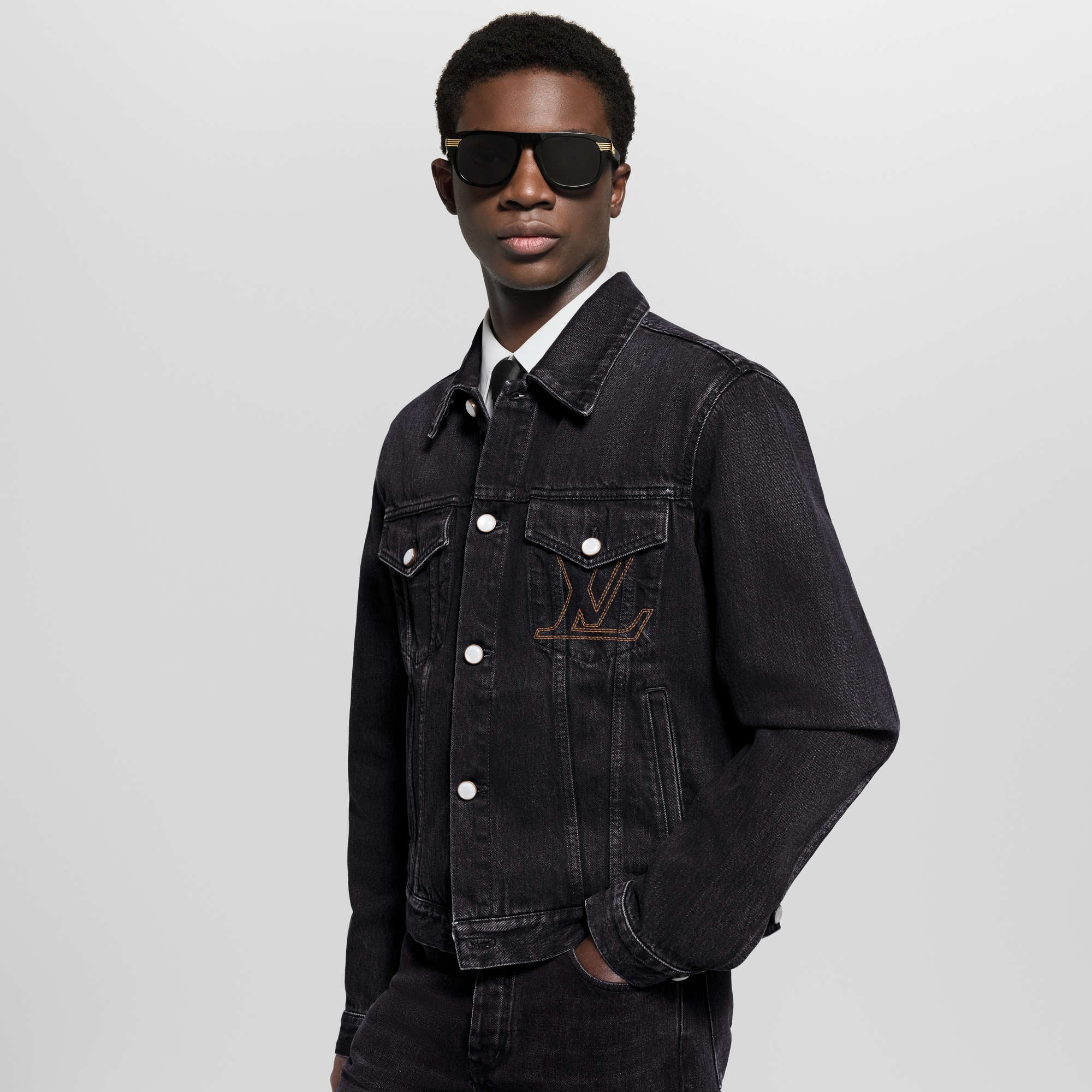  Ready to Wear Cazadoras y abrigos Chamarra Trucker LV Denim | Louis Vuitton ® (Ampliar producto)
