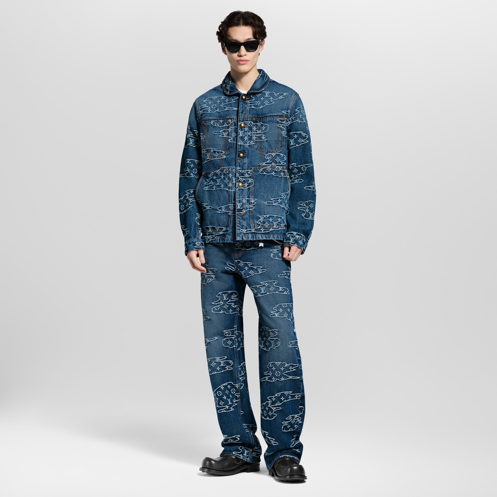  Ready to Wear Cazadoras y abrigos Chamarra utilitaria en denim Monograma | Louis Vuitton ® (Ampliar producto)