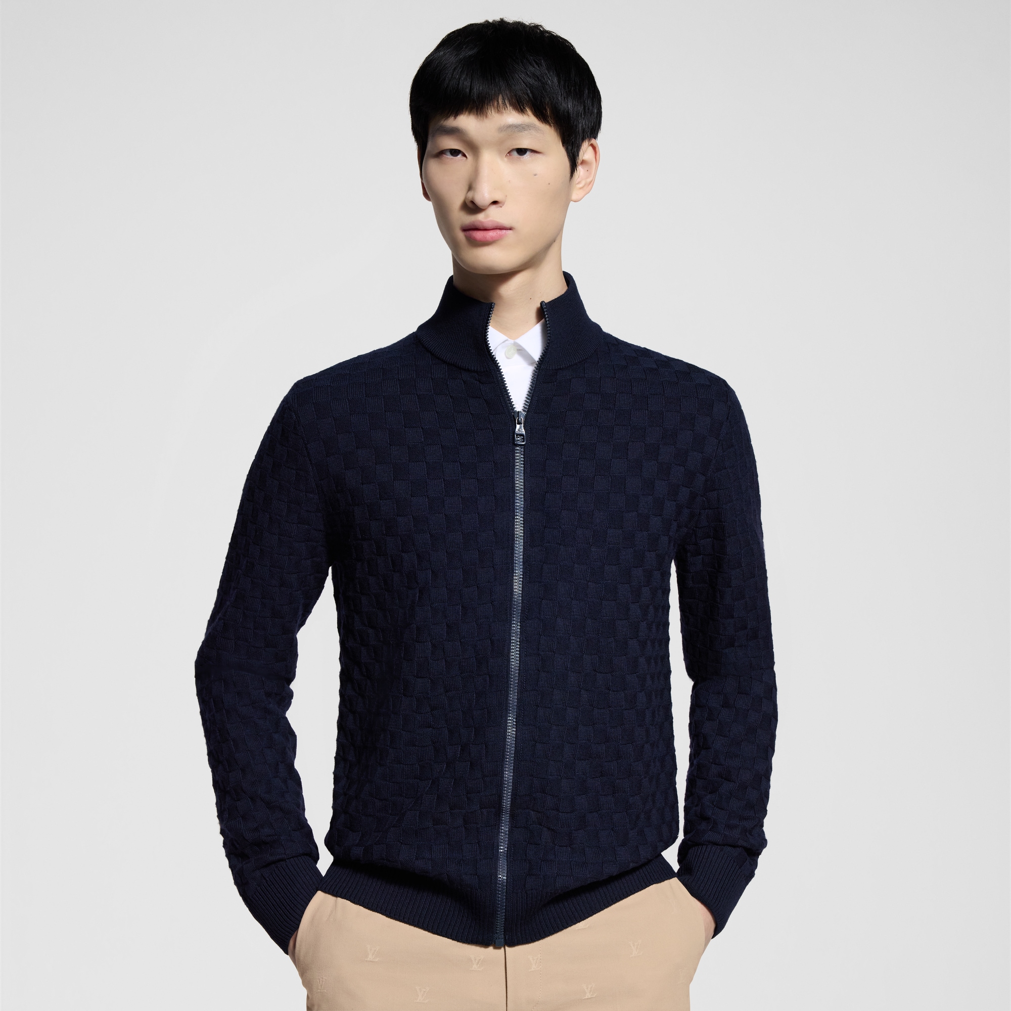  Ready to Wear Prendas tejidas y sudaderas Chaqueta Damier con cremallera | Louis Vuitton ® (Ampliar producto)