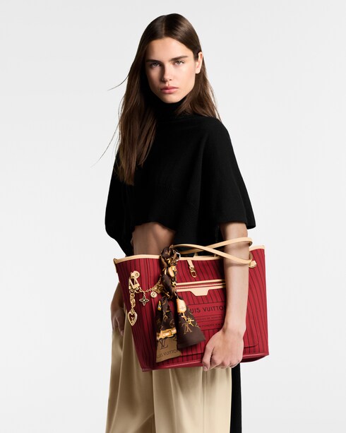 S00 Accessories Key Holders and Bag Charms Spring Street Chain Bag Charm | Louis Vuitton ®