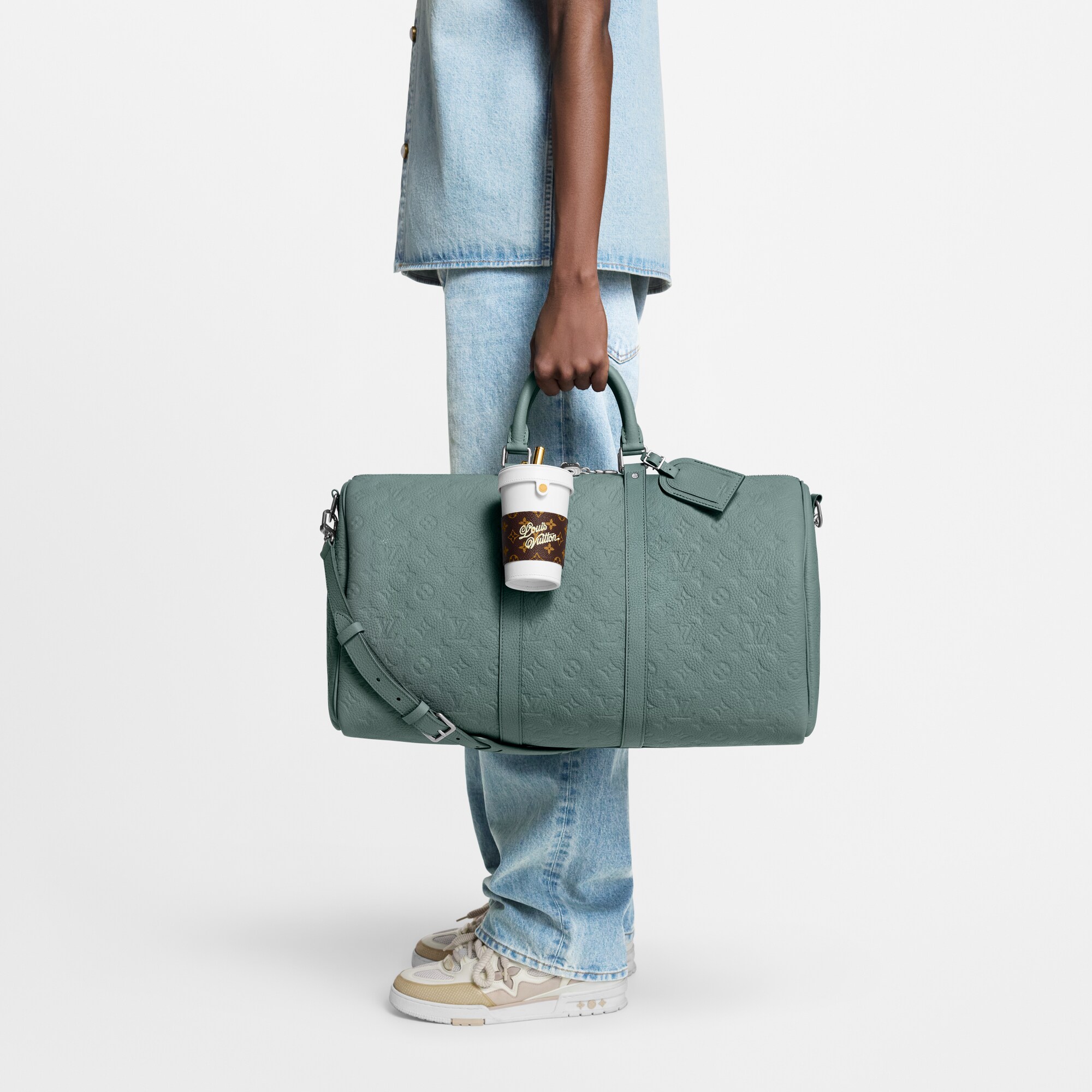 S00 Accesorios Llaveros y charms  Charm para bolsa LV Cup | Louis Vuitton ® (Ampliar producto)