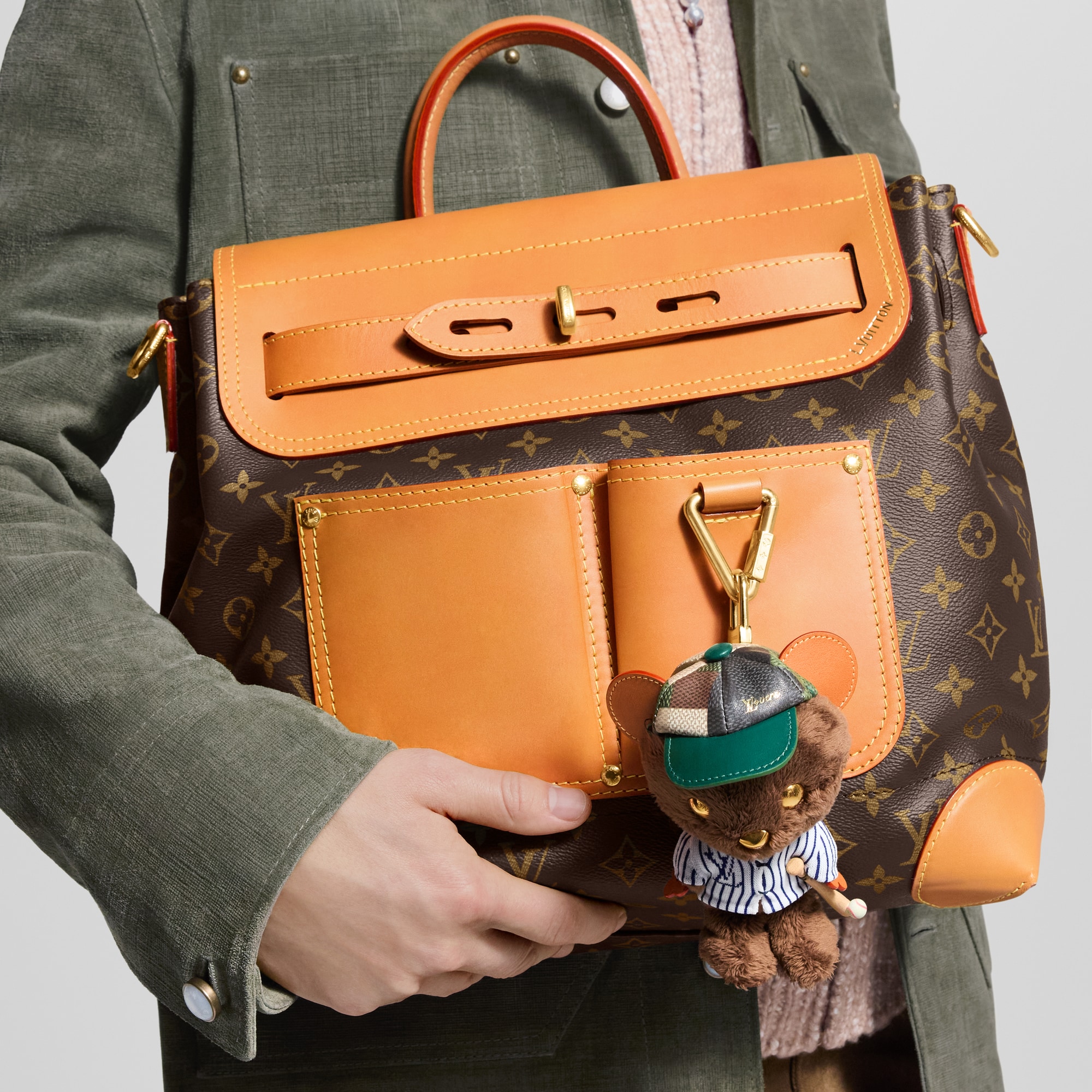 S00 Accesorios Llaveros y charms  Charm para bolsa LV Louis Bear | Louis Vuitton ® (Ampliar producto)