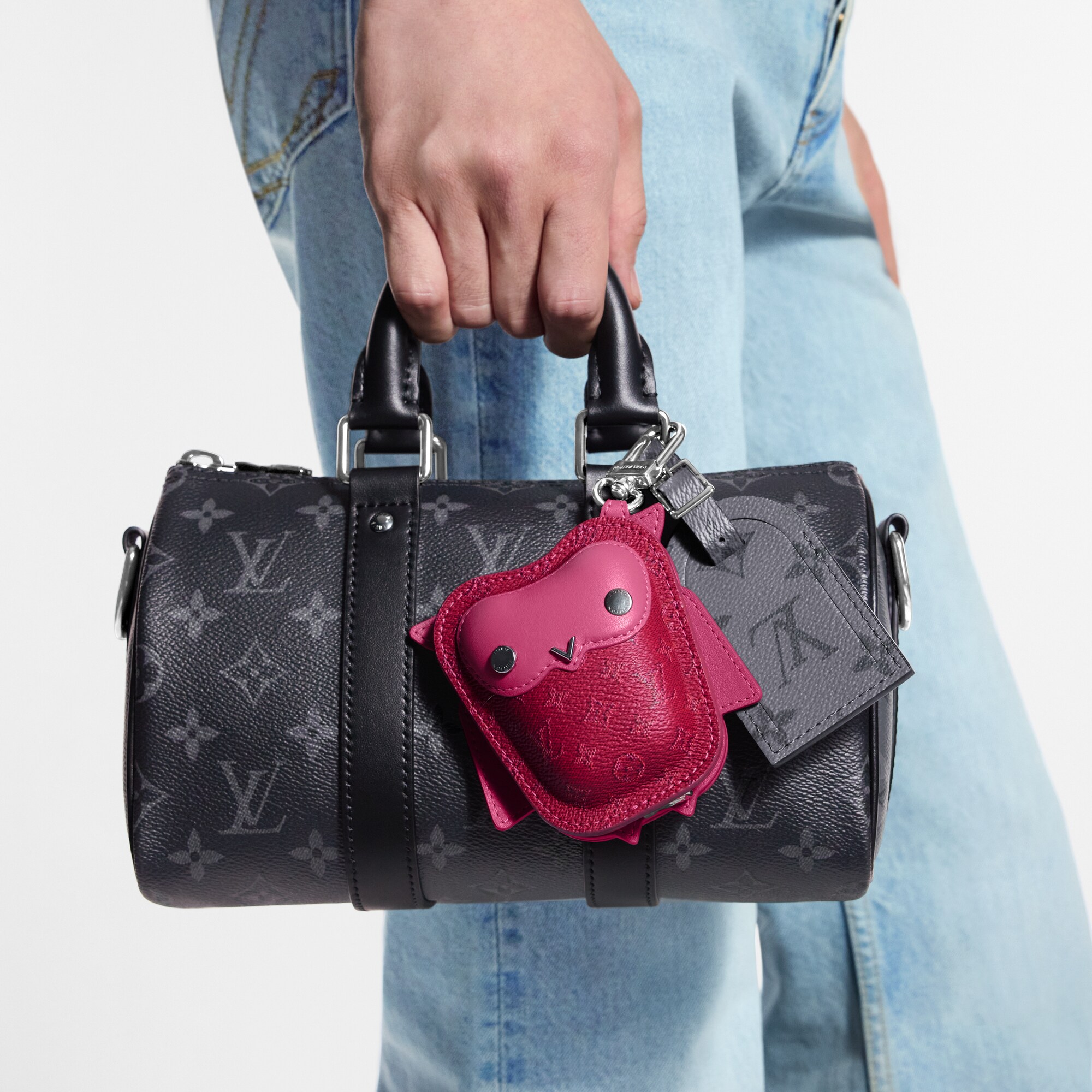 S00 Accesorios Llaveros y charms  Charm para bolsa LV Owl | Louis Vuitton ® (Ampliar producto)