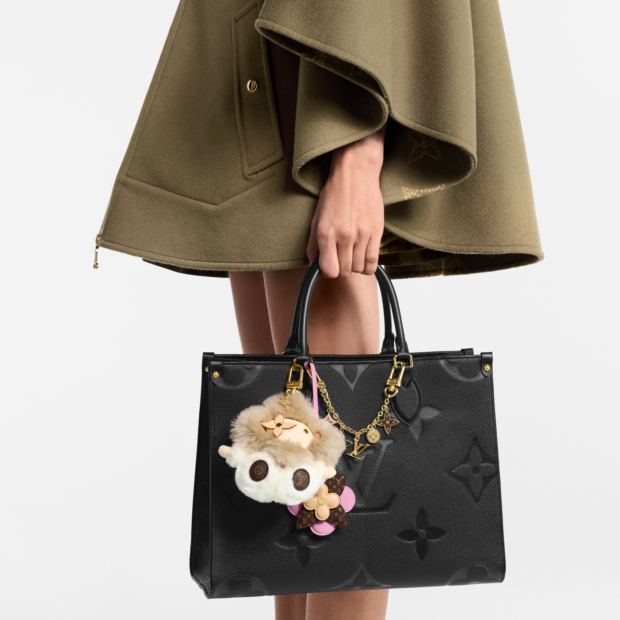 S00 Accesorios Llaveros y charms  Charm para bolsa My Monograma | Louis Vuitton ® (Ampliar producto)