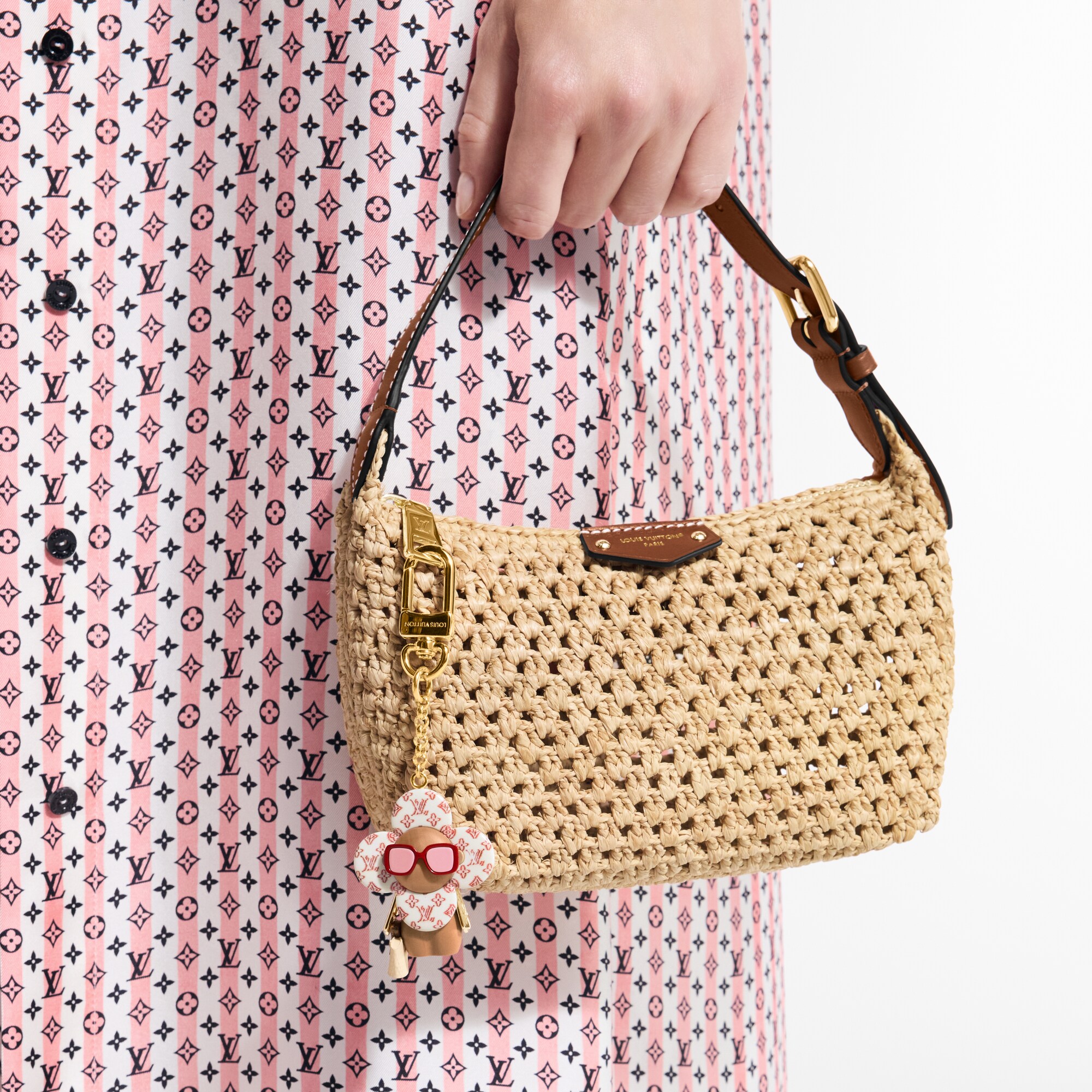 S00 Accesorios Llaveros y charms  Charm para bolsa Summer Vivienne | Louis Vuitton ® (Ampliar producto)