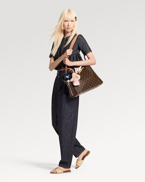 S00 Accessories Key Holders and Bag Charms Vivienne Fashionista Ballerina Bag Charm | Louis Vuitton ®