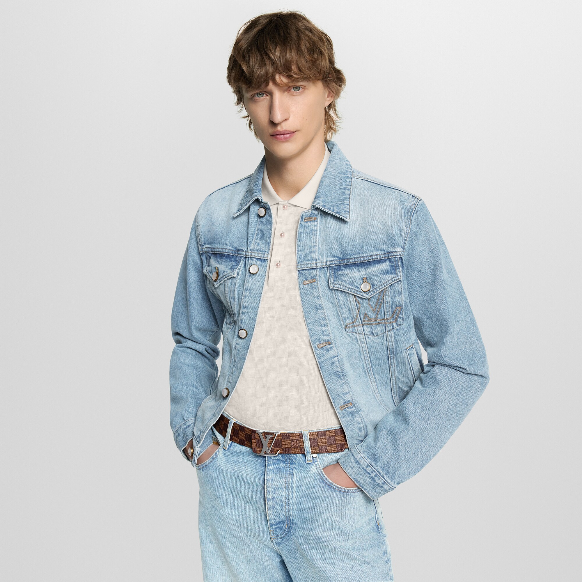 Damier Graphite Accesorios Cinturones Cinturón reversible con iniciales LV de 4 cm | Louis Vuitton ® (Ampliar producto)