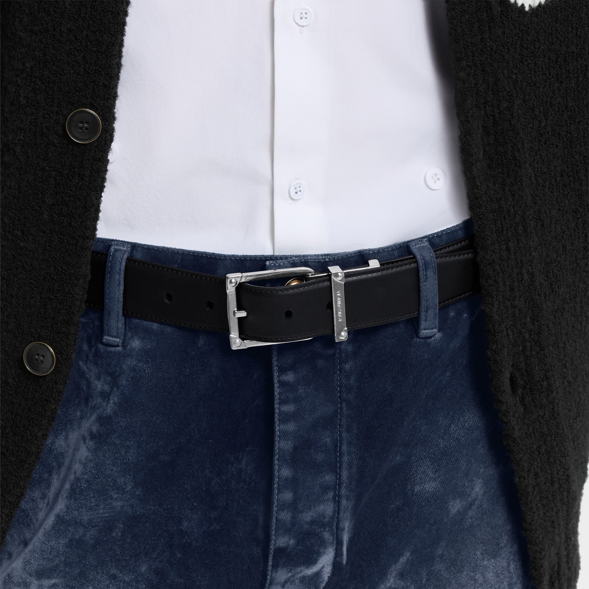  Accesorios Cinturones Cinturón reversible Corner Pin de 3.5 cm | Louis Vuitton ® (Ampliar producto)