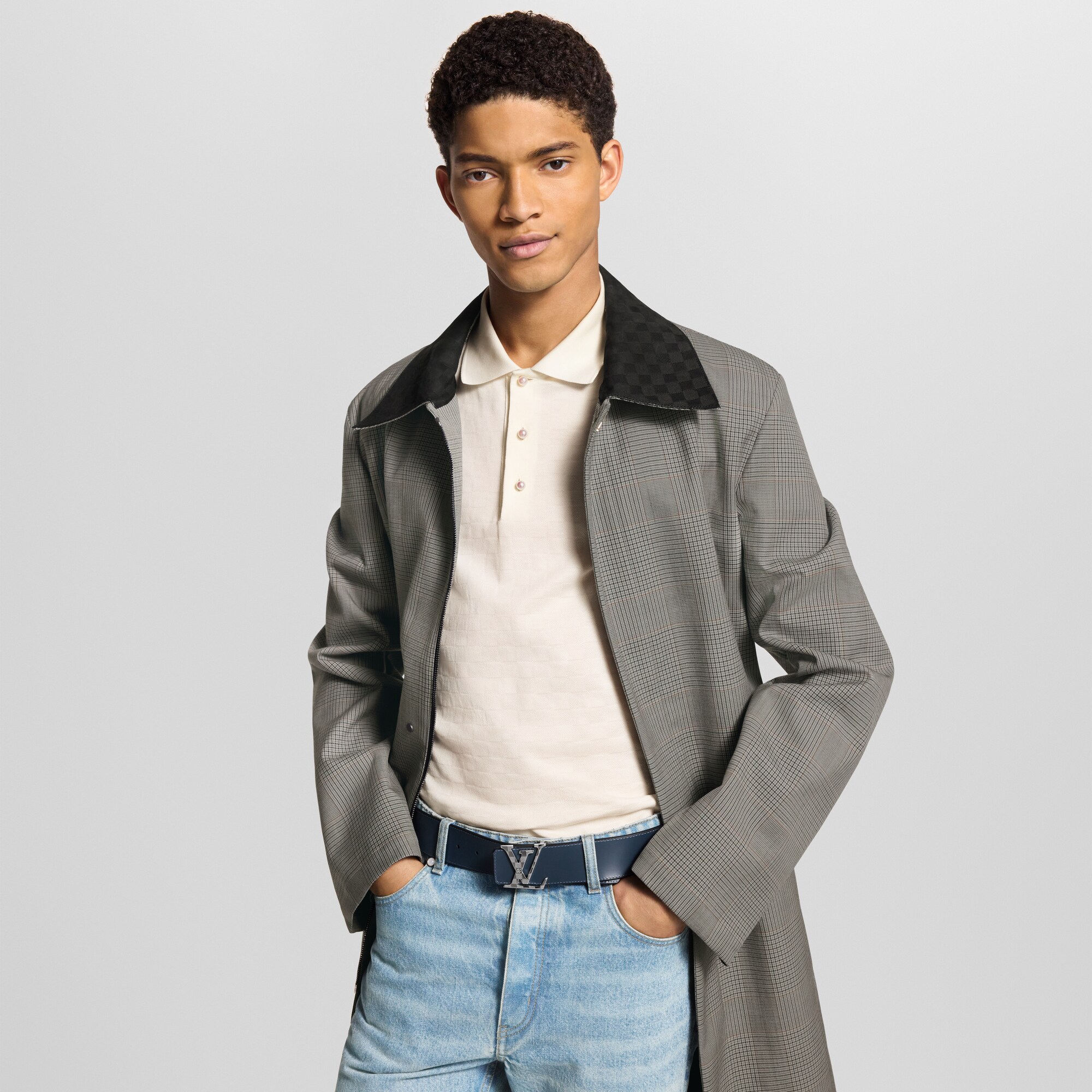  Accesorios Cinturones Cinturón reversible LV Damier de 4 cm | Louis Vuitton ® (Ampliar producto)