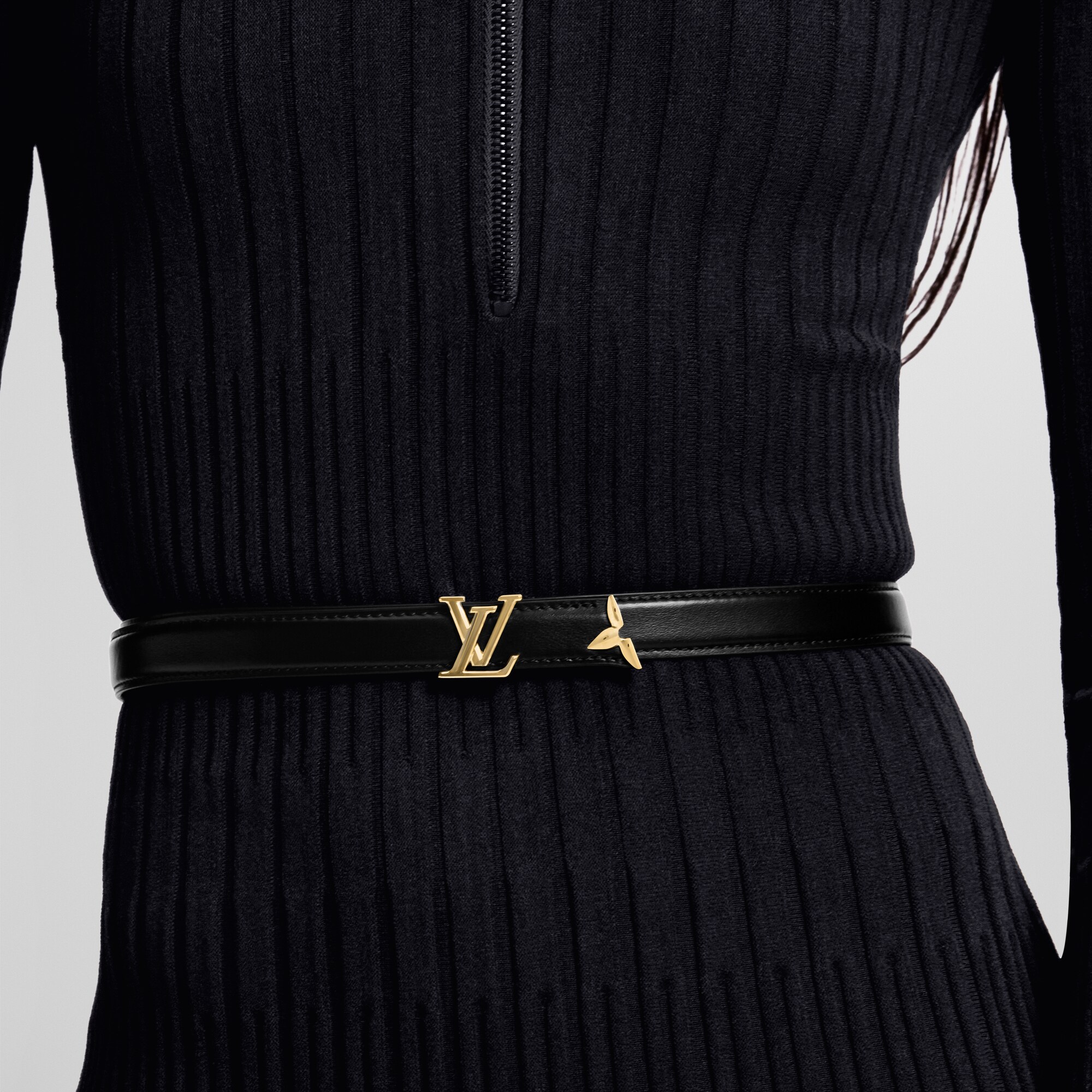 Monogram Accesorios Cinturones Cinturón reversible Pretty LV de 2 cm | Louis Vuitton ® (Ampliar producto)
