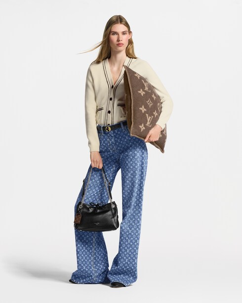 S00 Accessories Home Accessories Neo Monogram Cushion | Louis Vuitton ®