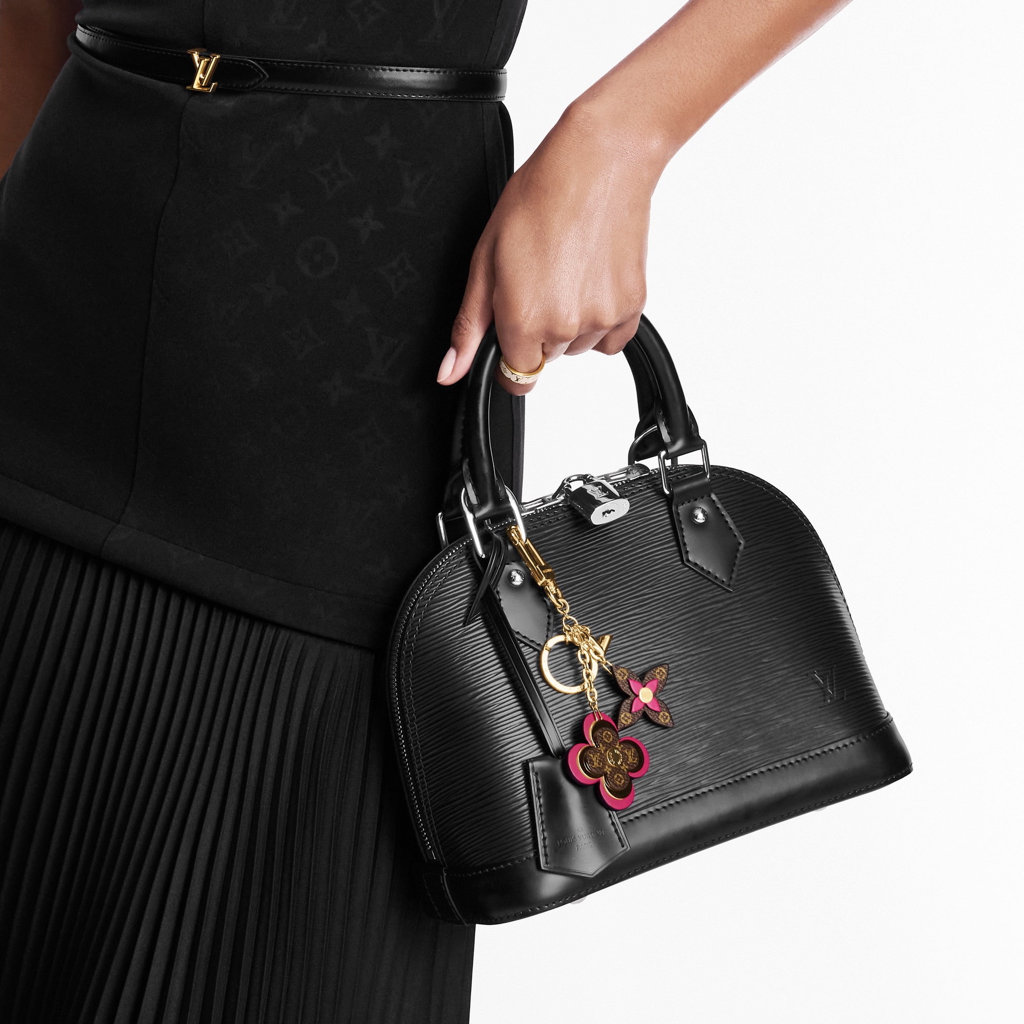 S00 Accesorios Llaveros y charms  Colgante y llavero Blooming Flowers | Louis Vuitton ® (Ampliar producto)