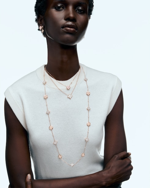 Categorias Colares e Pingentes Corrente Color Blossom BB com Pingente Sun em Ouro Rosa, Madrepérola Branca e Diamante | Louis Vuitton ®