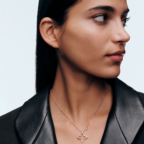 Categorías Collares y dijes Collar Ombre Blossom en oro rosa y diamantes | Louis Vuitton ® (Ampliar producto)